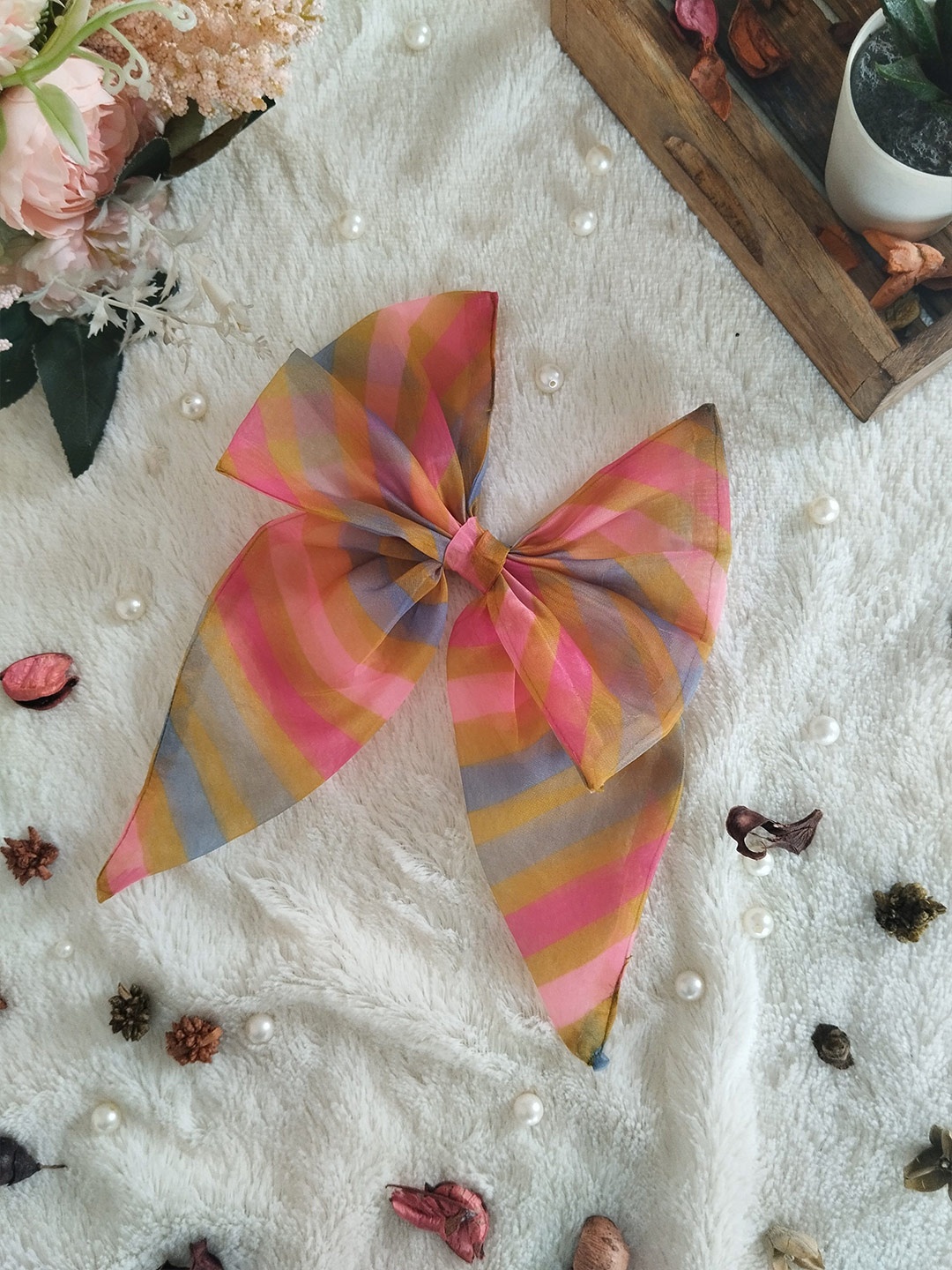 

LABEL KANUPRIYA WomenHair Bow Clip, Pink