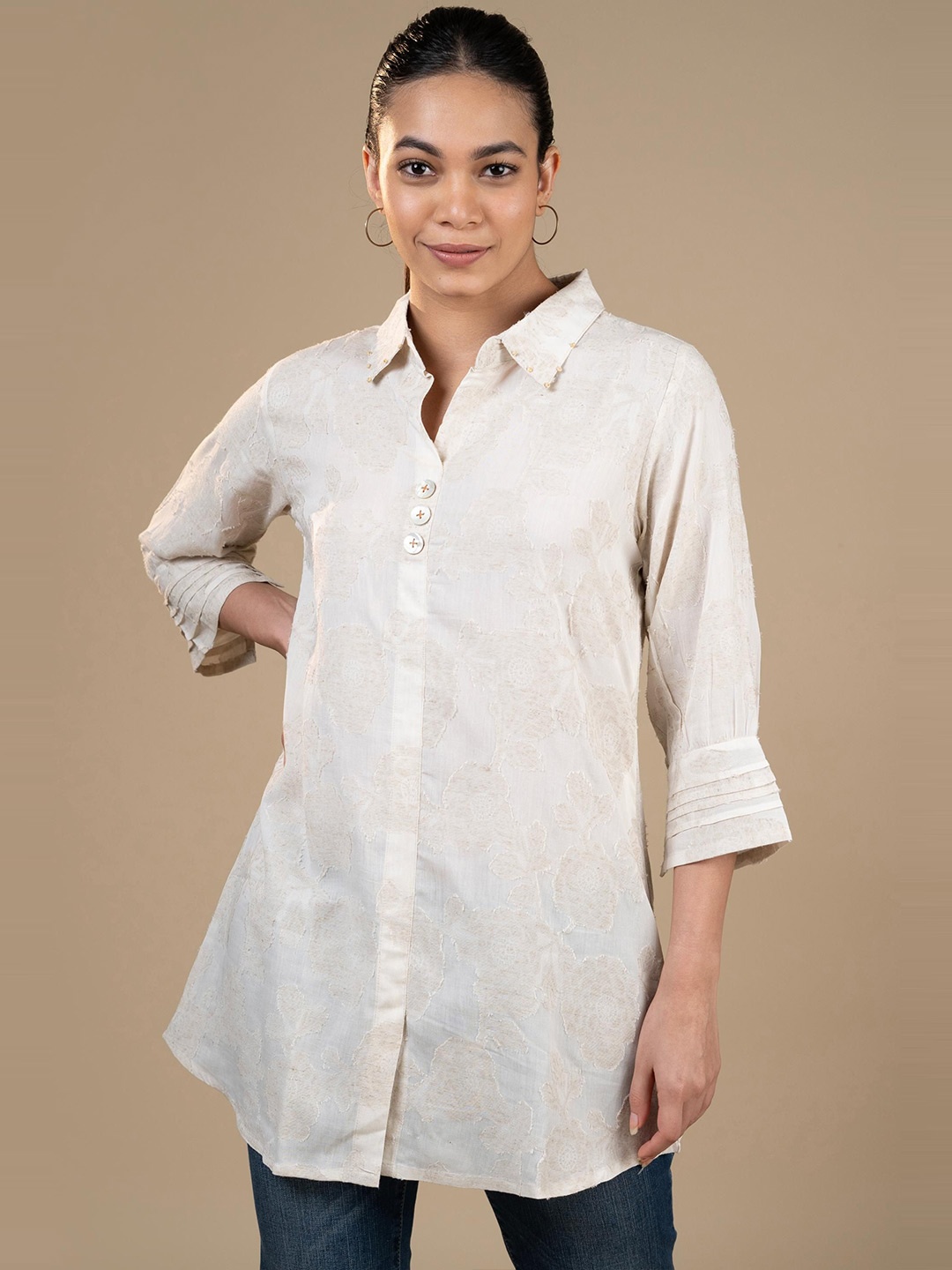 

Tanu Fashions Floral Embroidered Shirt Collar Thread Work Thread Work Kurti, Off white