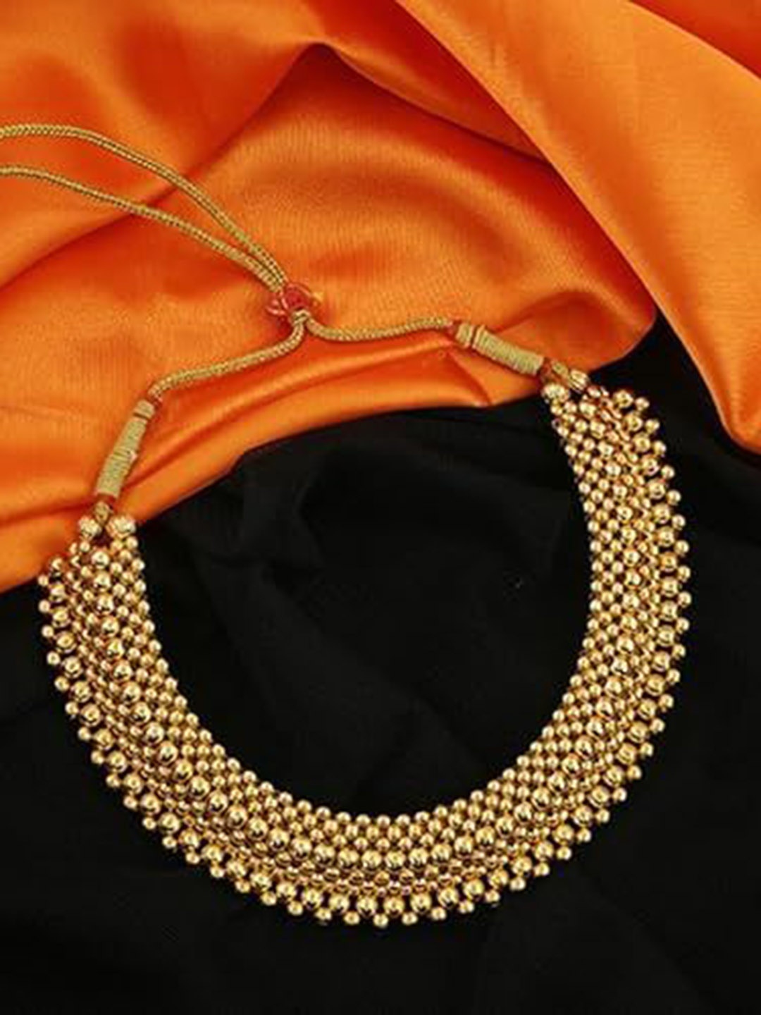 

Lila Gold-Plated Jewellery Set