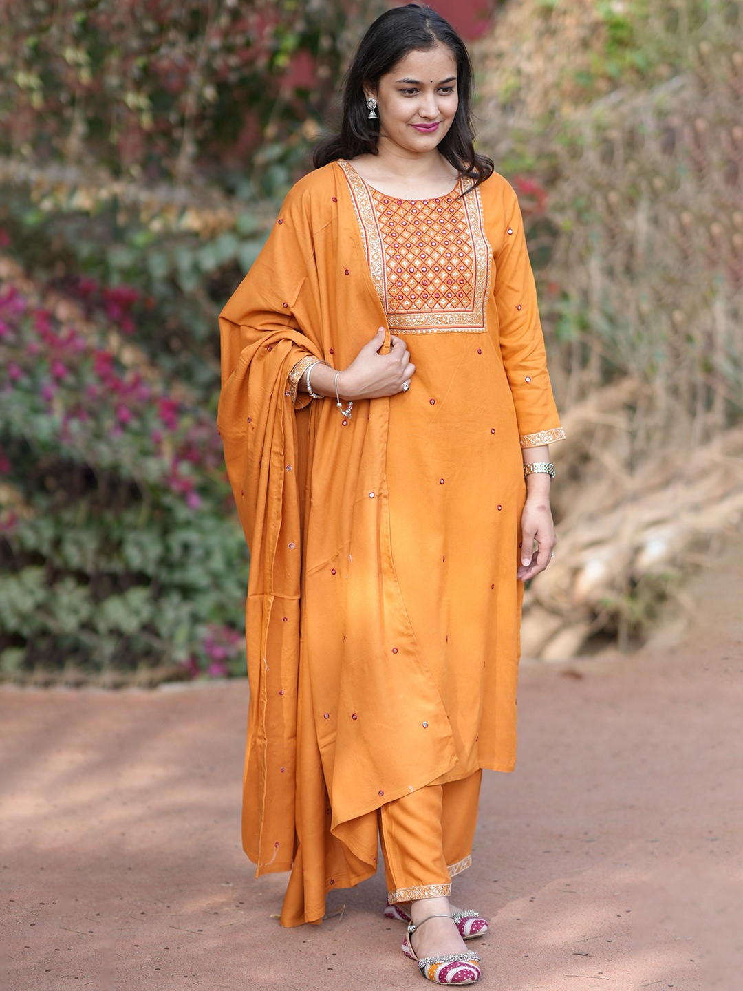 

JAIPURI BUNAAI Women Ethnic Motifs Yoke Design Regular Thread Work Kurta with Palazzos & With Dupatta, Yellow