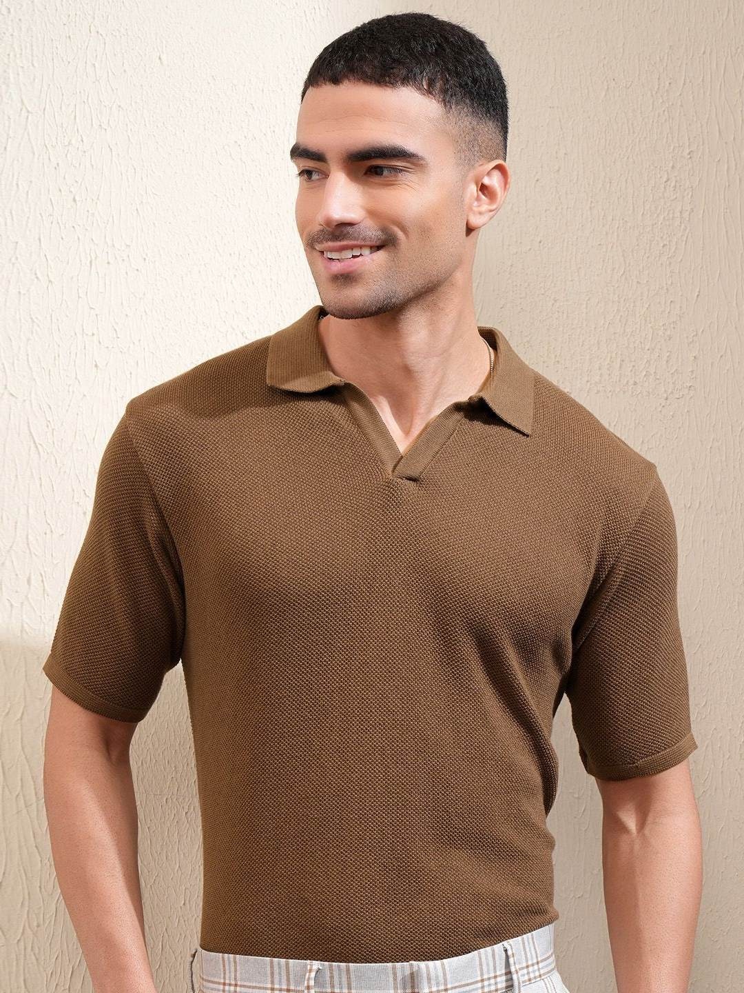 

LOCOMOTIVE Premium Men Knited Textured Polo Neck Relaxed Fit Tshirt, Brown