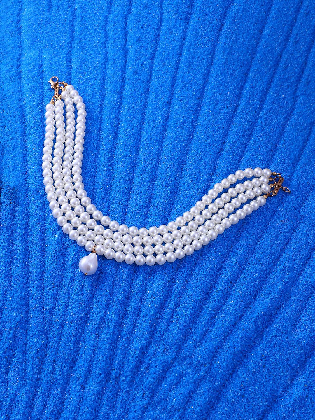 

SOHI Brass Gold-Plated Necklace