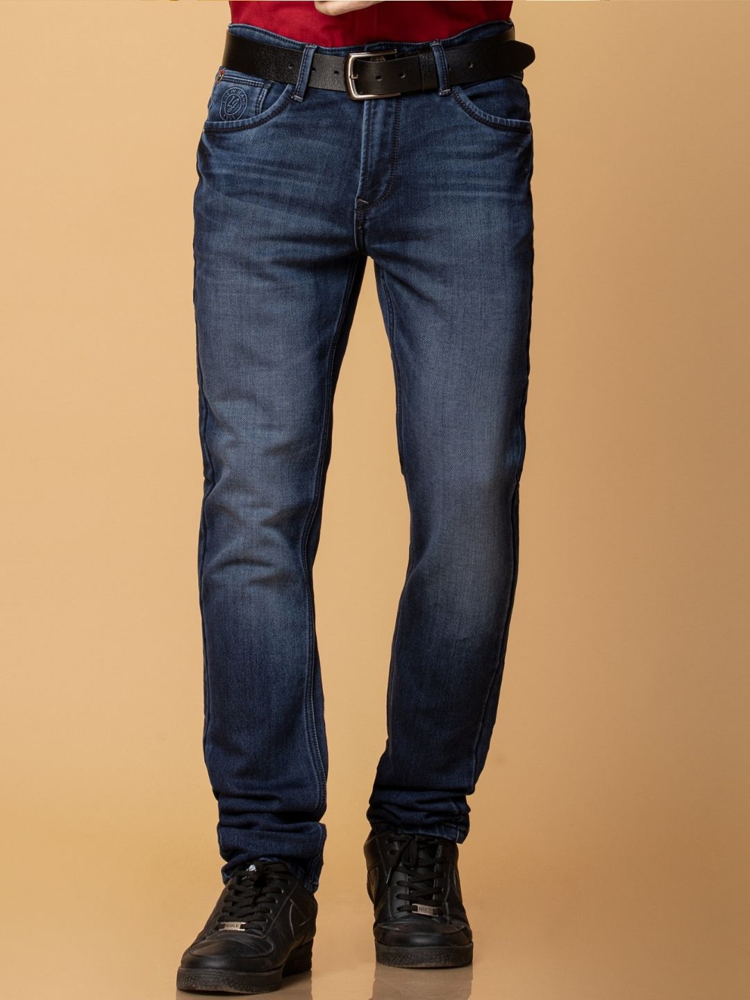 

Berkshire Men Smart Slim Fit Heavy Fade Stretchable Jeans, Navy blue