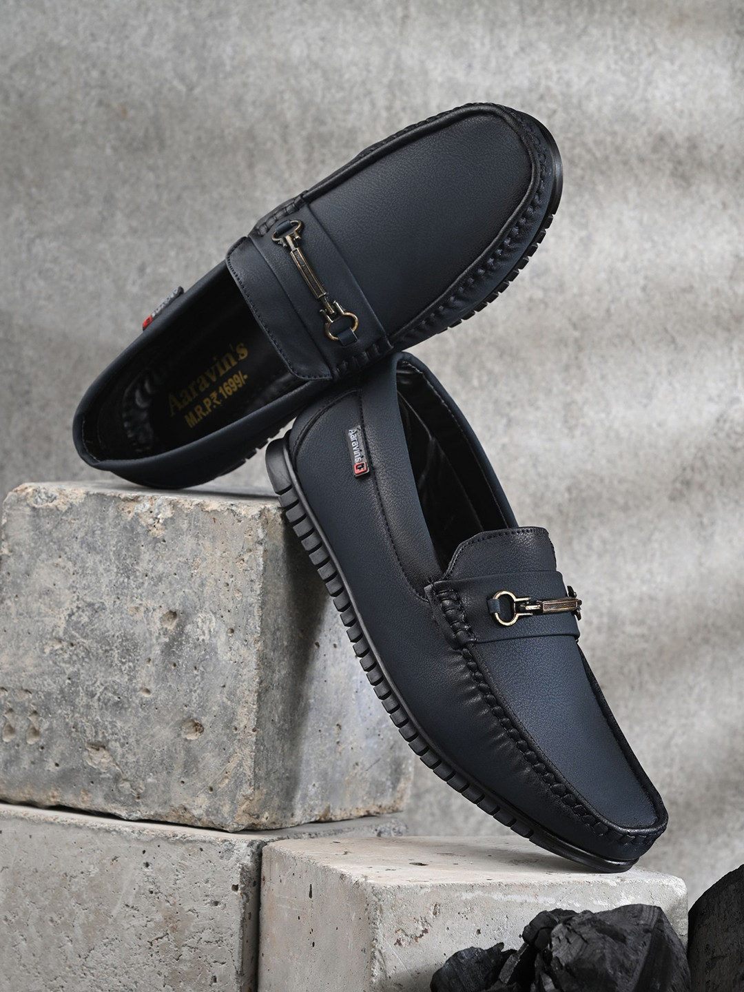

AARAVIN'S Men Loafers, Blue