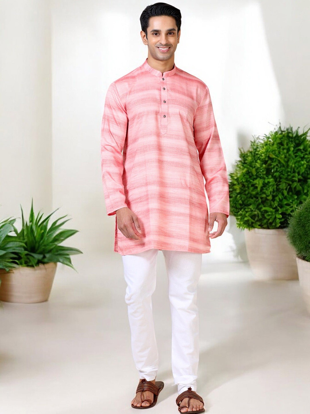 

TATTVA Men Patchwork Kurta, Pink