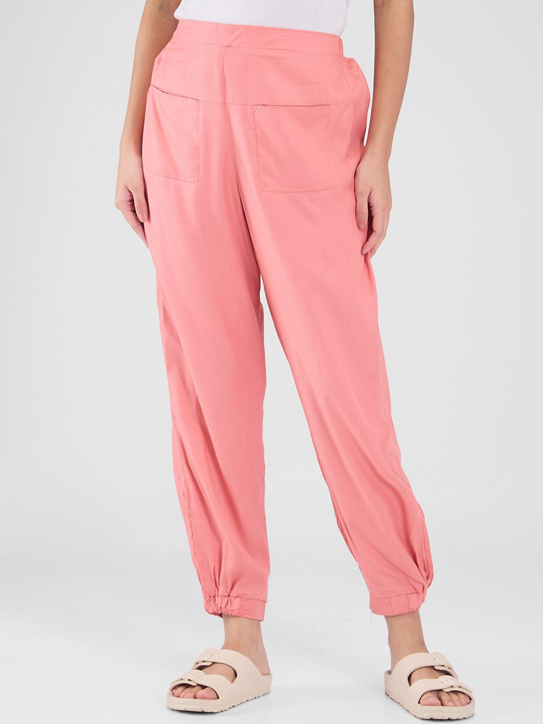 

Mystere Paris Mid-Rise Straight Lounge Pants, Pink