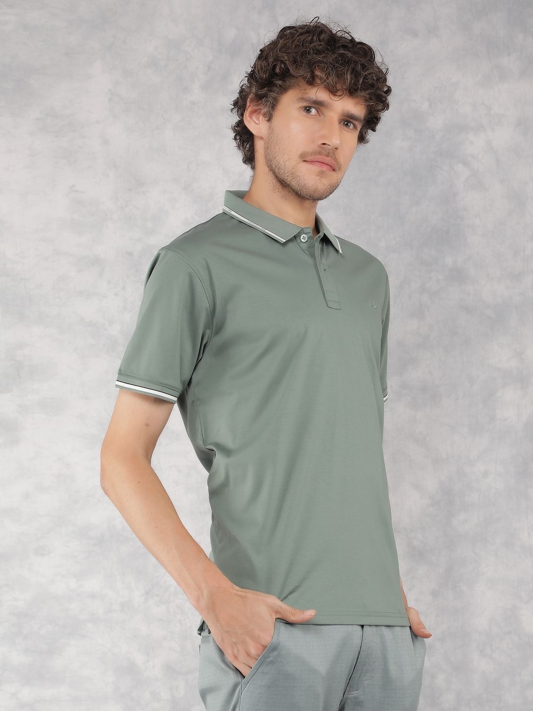 

Crimsoune Club Men Polo Collar Extended Sleeves Pockets Slim Fit T-shirt, Green