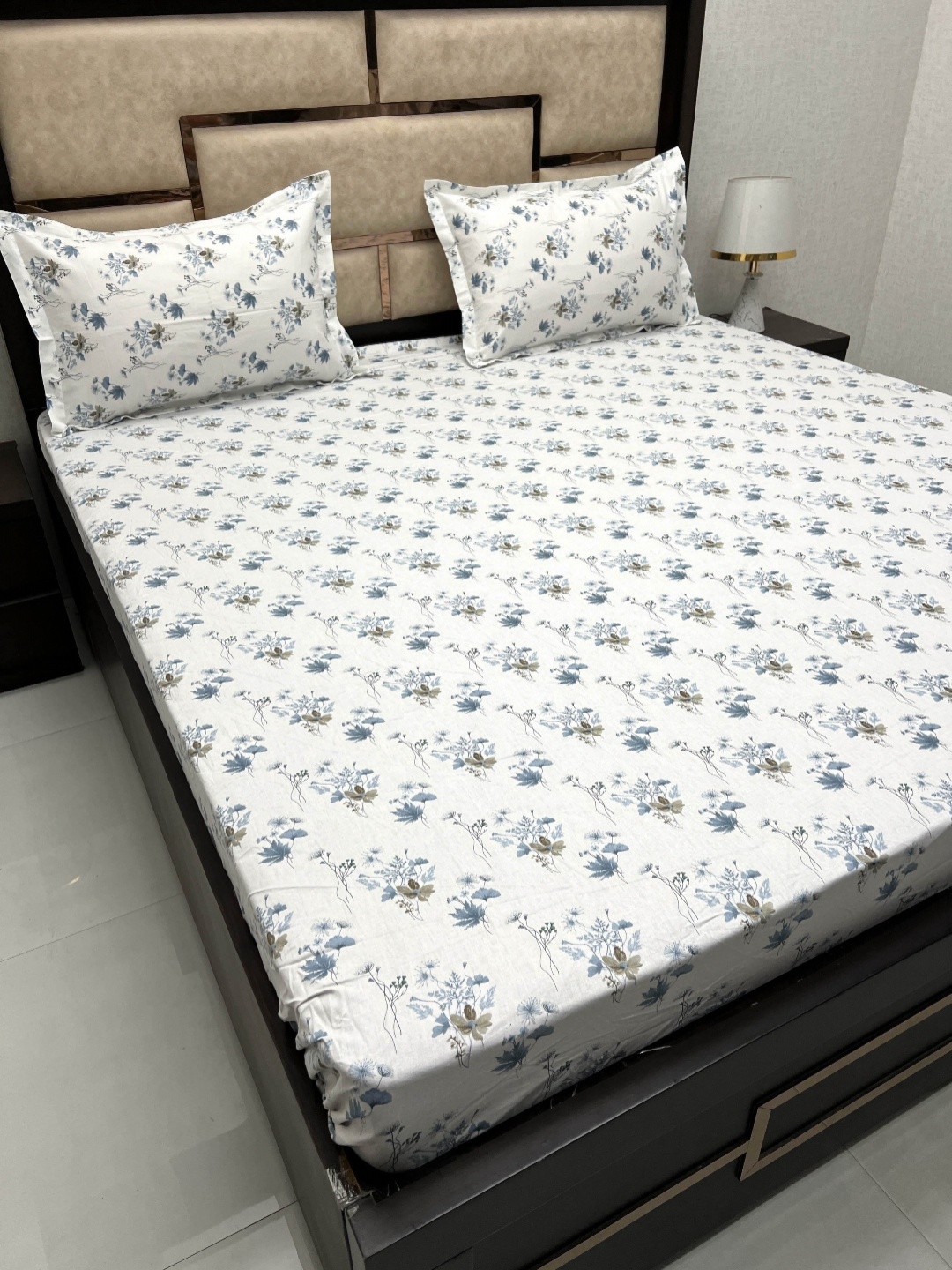 

Pure Decor White & Blue Floral 300 TC King Bedsheet with 2 Pillow Covers