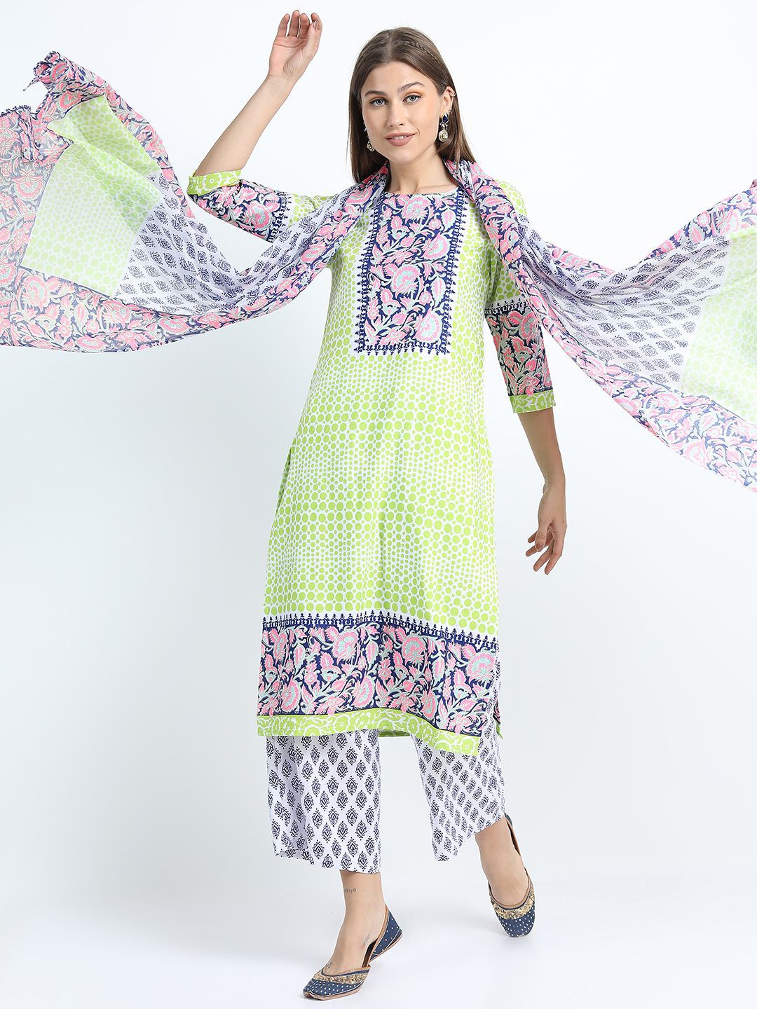 

Vishudh Women Ethnic Motifs Printed Regular Kurta with Palazzos & With Dupatta, Green
