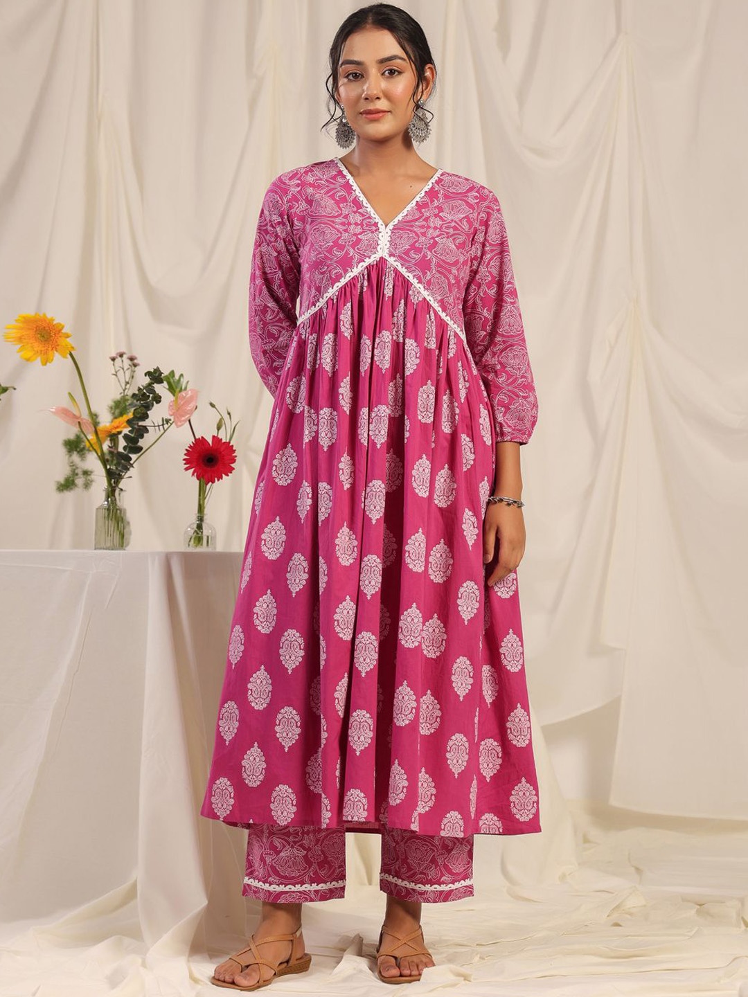 

anayna Women Ethnic Motifs Printed Empire Pure Cotton Kurta with Trousers, Magenta