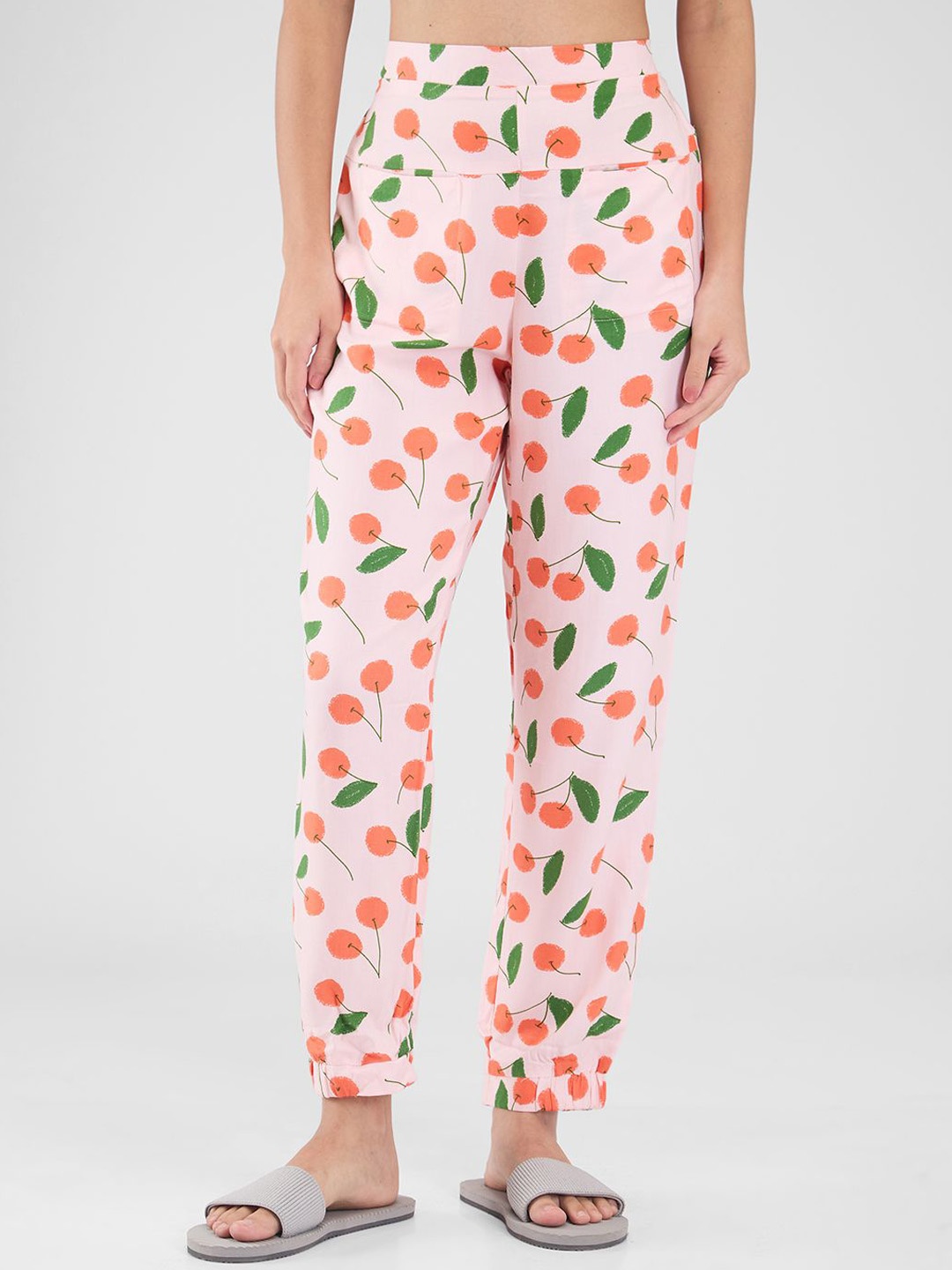 

Mystere Paris Printed Mid-Rise Lounge Pants, Pink