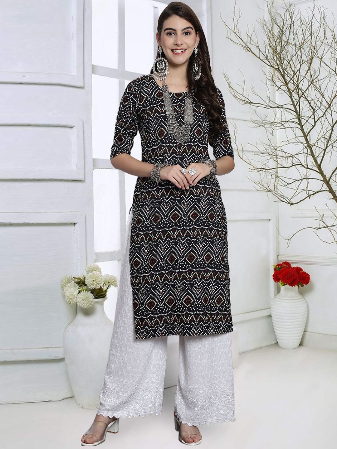 

7Threads Bandhani Printed Round Neck Straight Kurta, Black