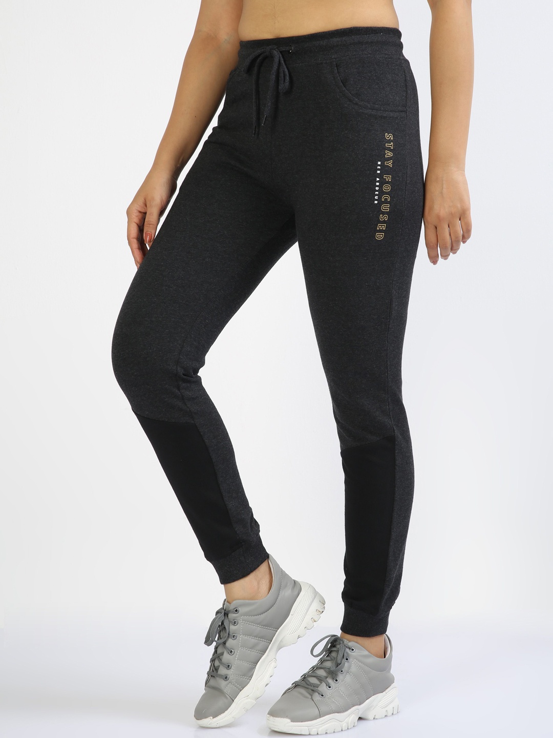 

ARDEUR Brend logo Printed Mid-Rise Joggers, Charcoal