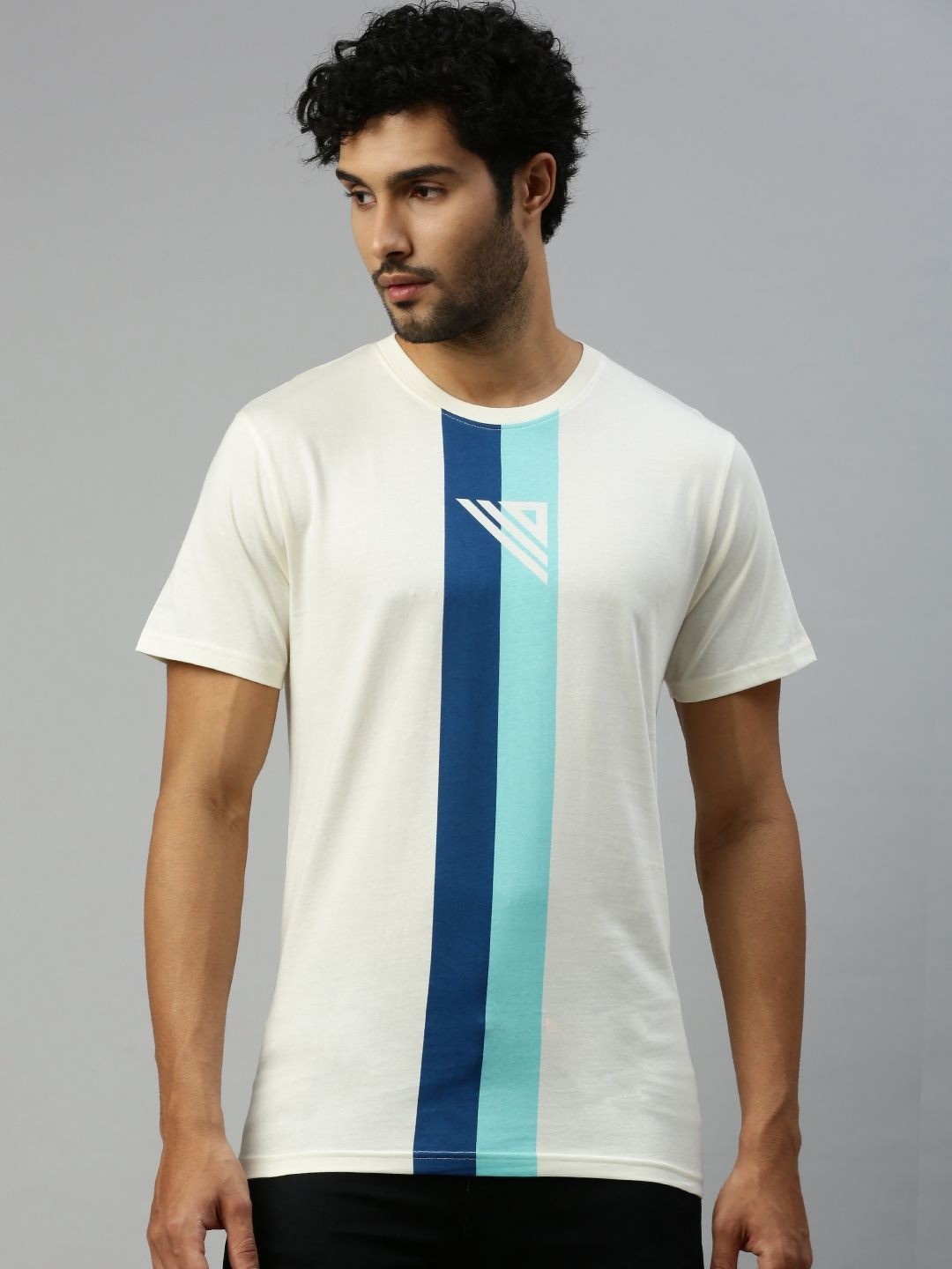 

Unibro Men 2 Striped Henley Neck Pockets T-shirt, Cream