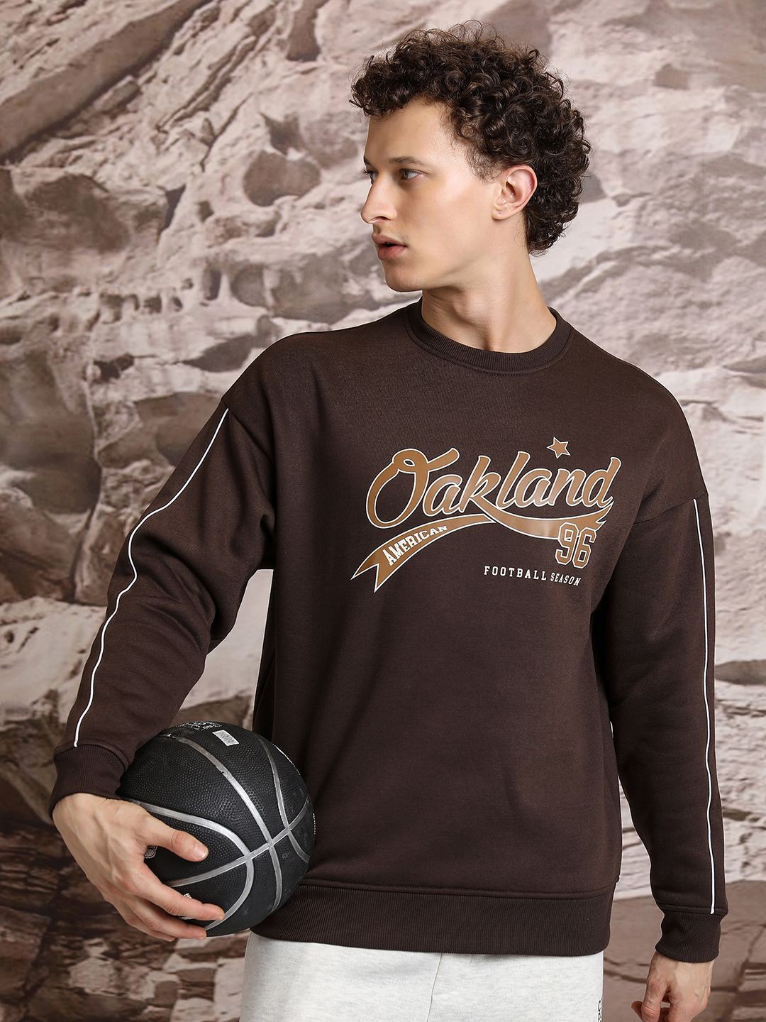 

HIGHLANDER Men Printed Sweatshirt, Coffee brown