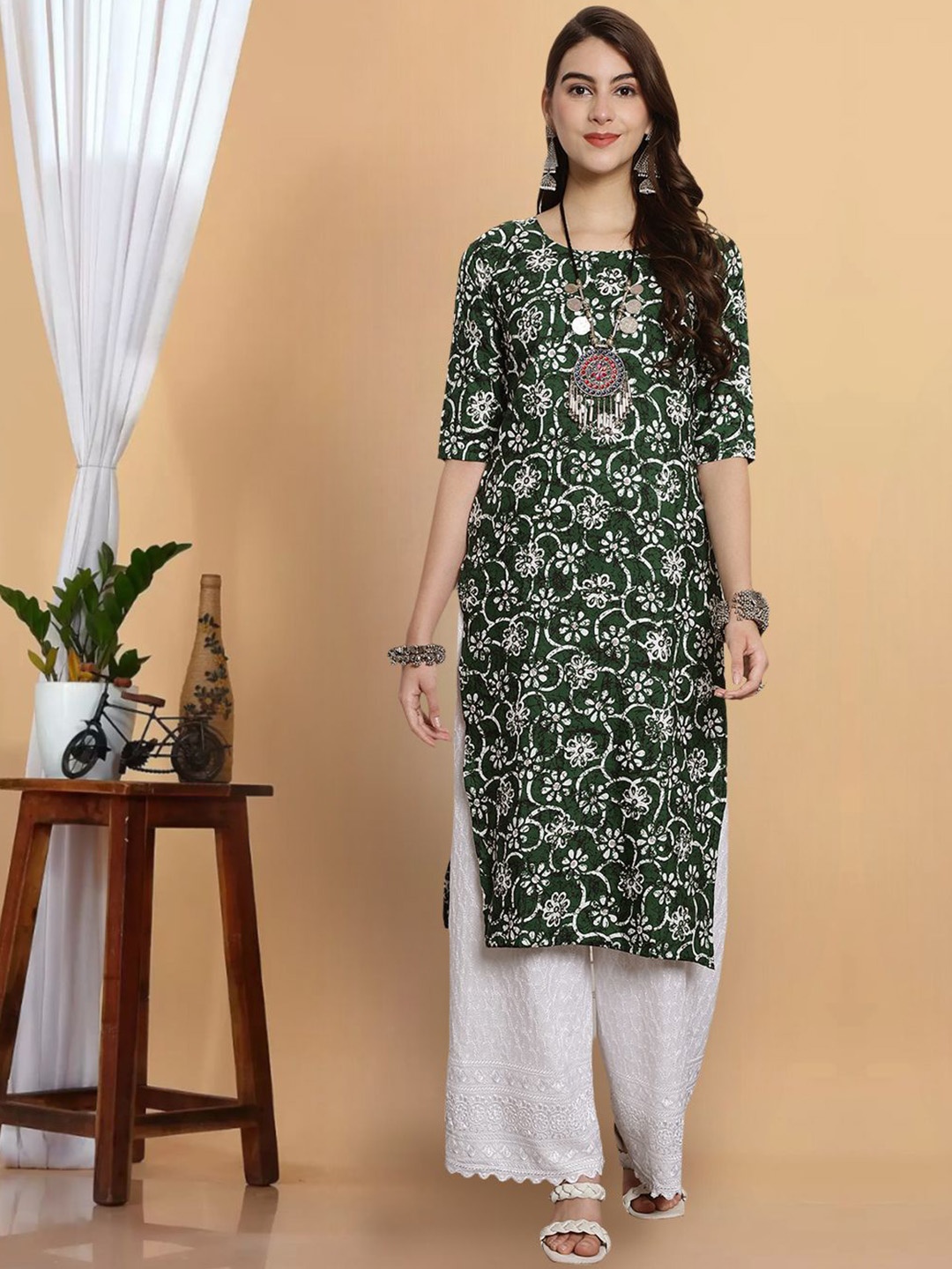 

7Threads Floral Printed Straight Kurta, Green