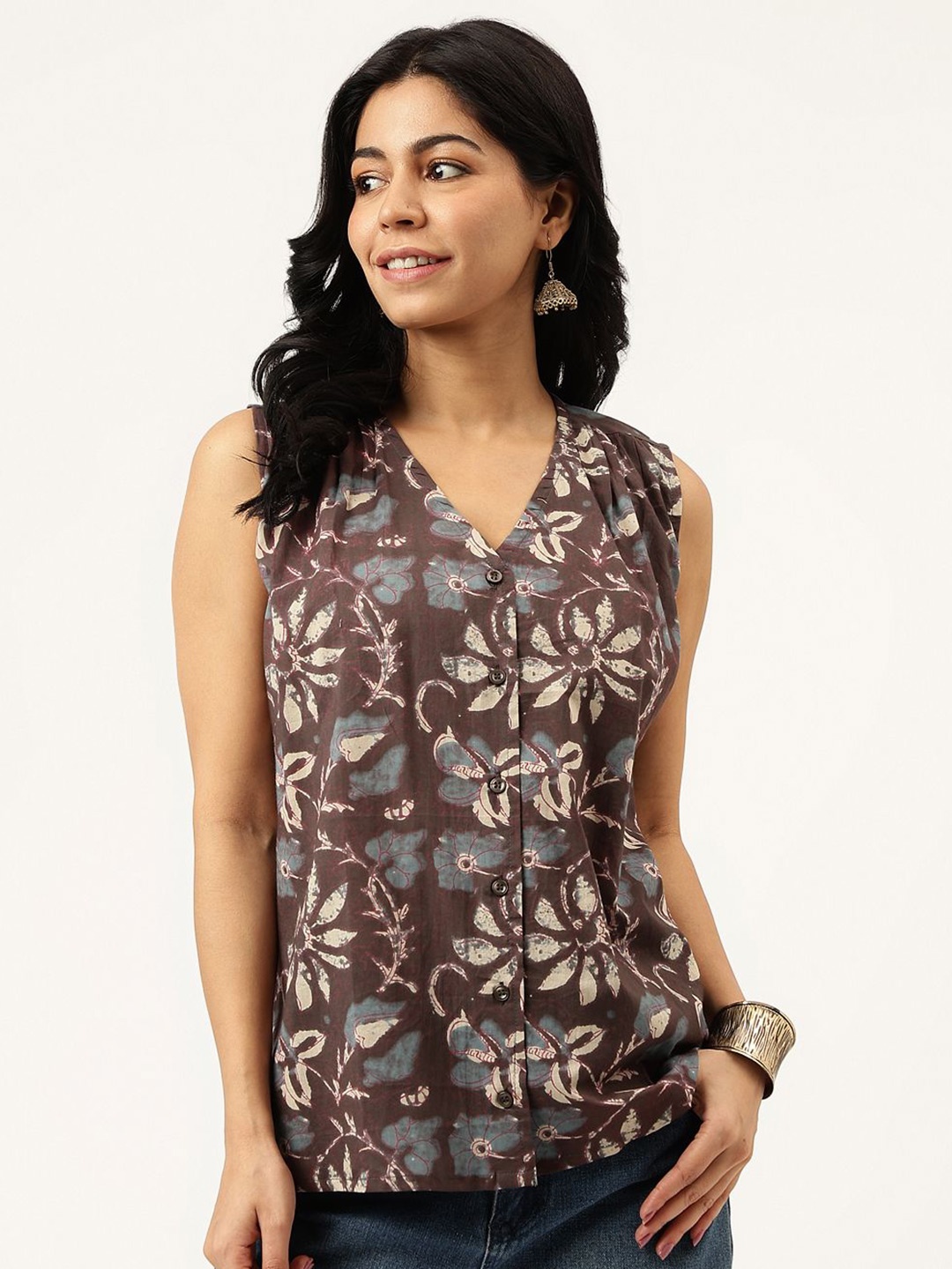 

SPARSA Women Floral Printed V-Neck Cotton Top, Black