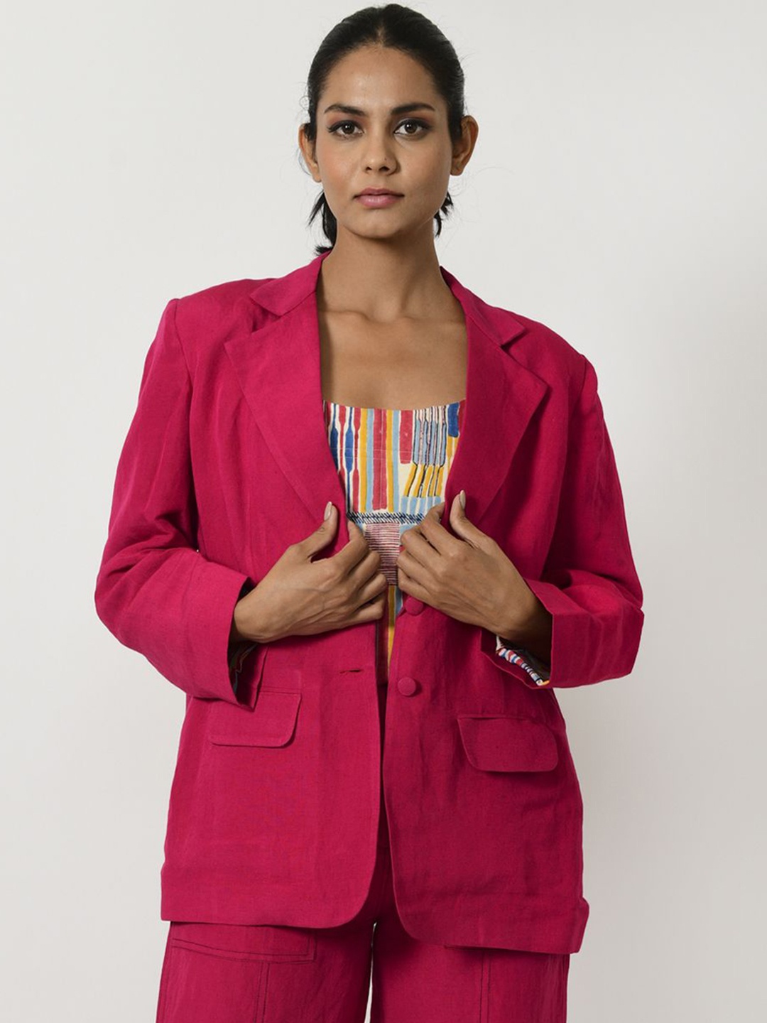 

Rias Jaipur Women Organic Cotton Longline Tailored Jacket, Multi