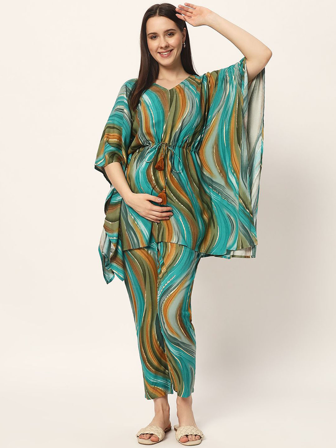 

mumzhug Women Printed Regular Pure Cotton Kurta with Palazzos, Green