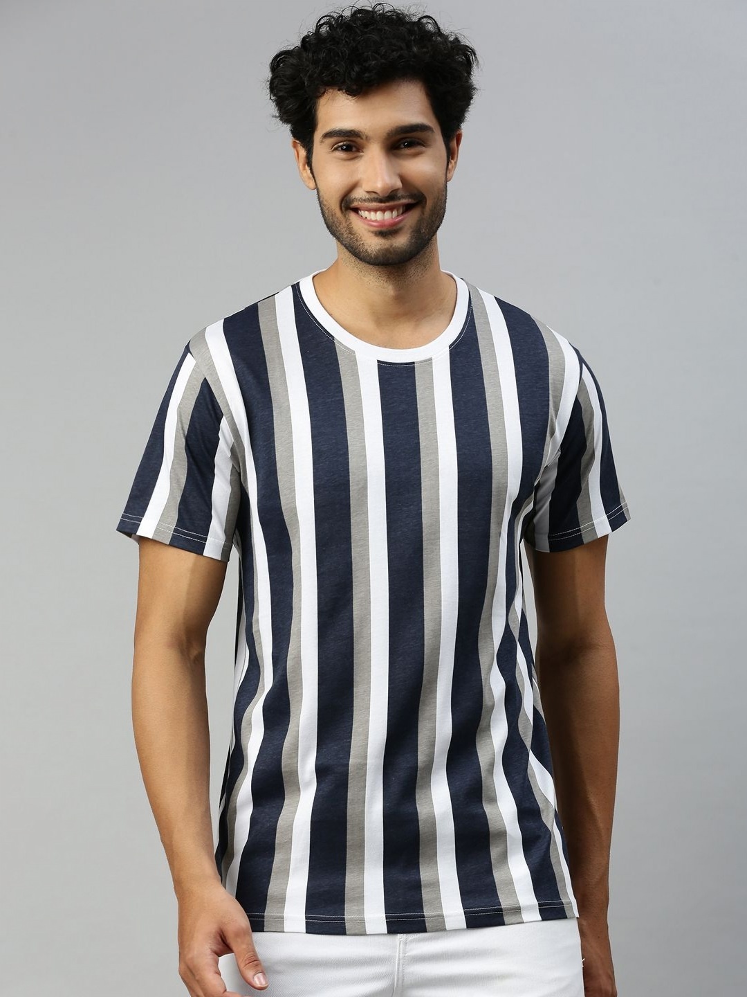 

Unibro Men 2 Striped Extended Sleeves Pockets T-shirt, Navy blue