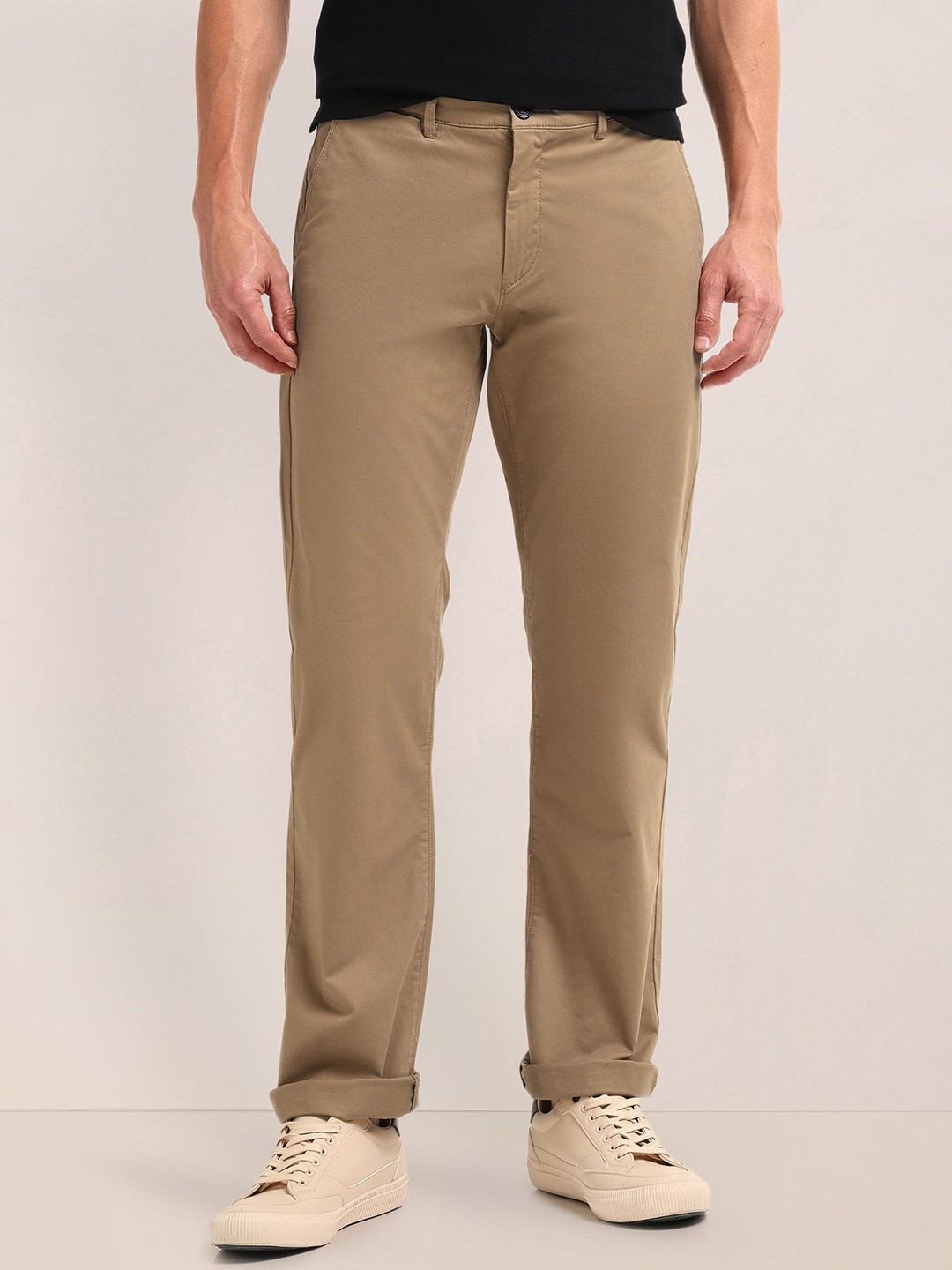 

U.S. Polo Assn. Men Classic Straight Fit Chinos Trousers, Beige