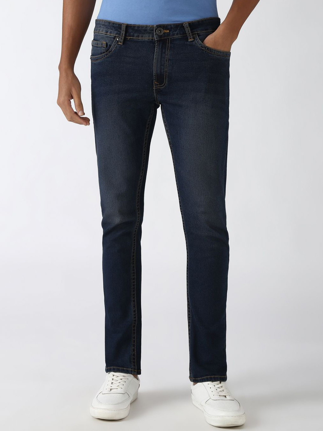 

Peter England Casuals Men Slim Fit Light Fade Jeans, Navy blue