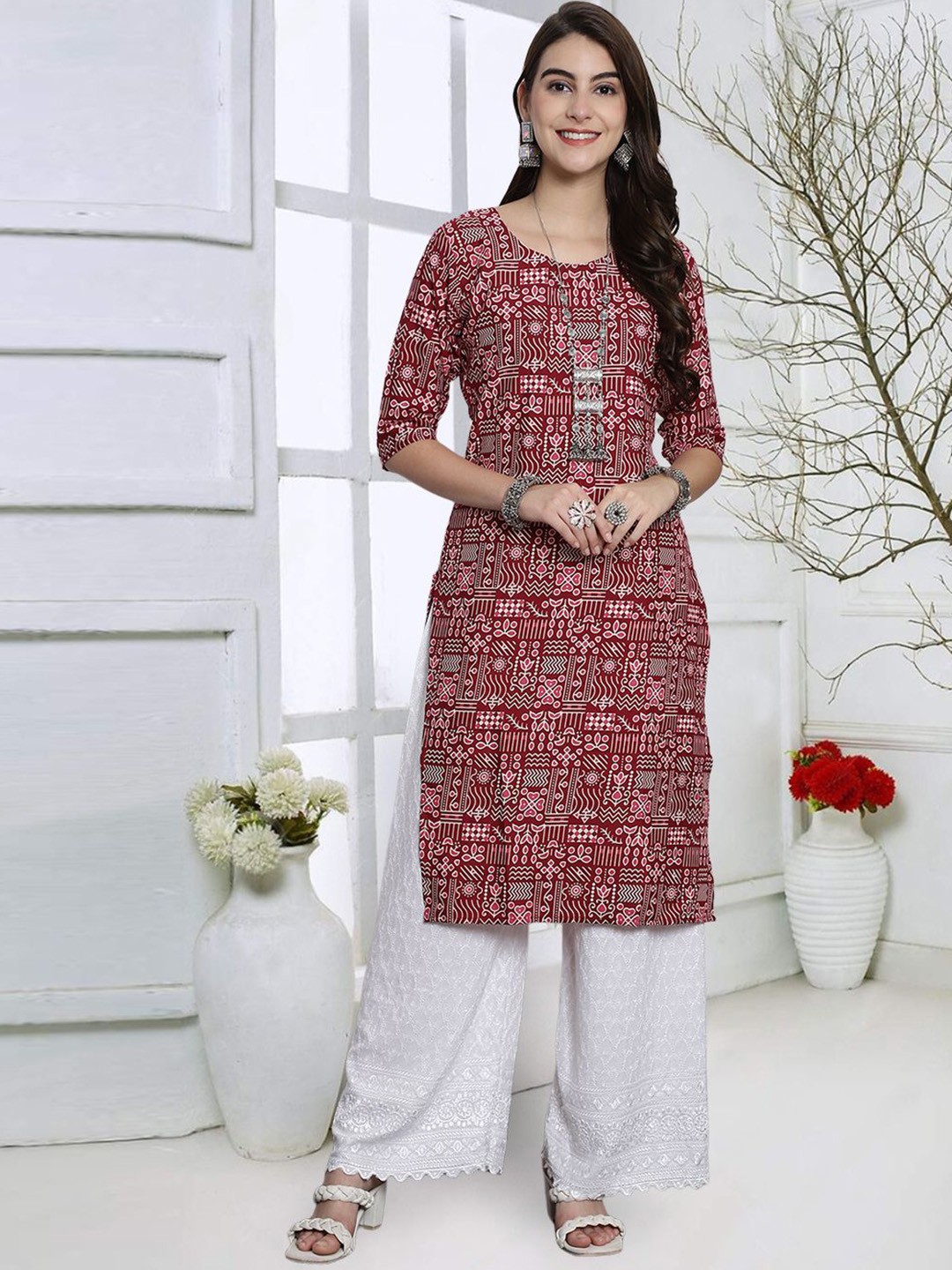 

KALINI Ethnic Motifs Printed Three-Quarter Sleeves Straight Kurta, Maroon