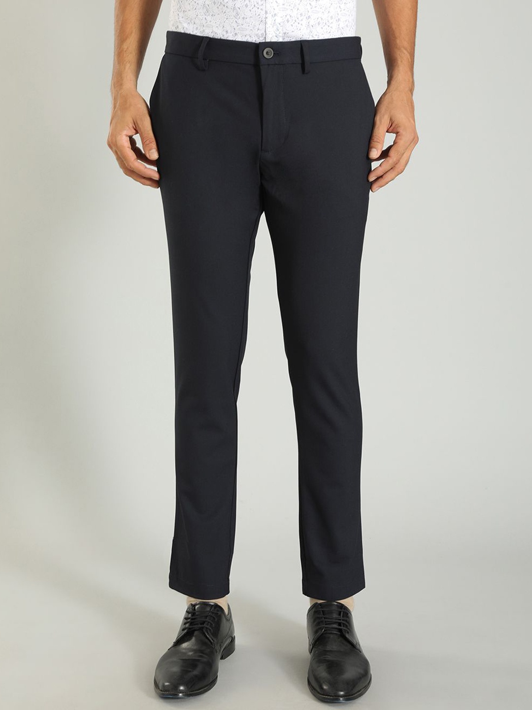

Indian Terrain Men Urban - C Tapered Fit Trousers, Blue