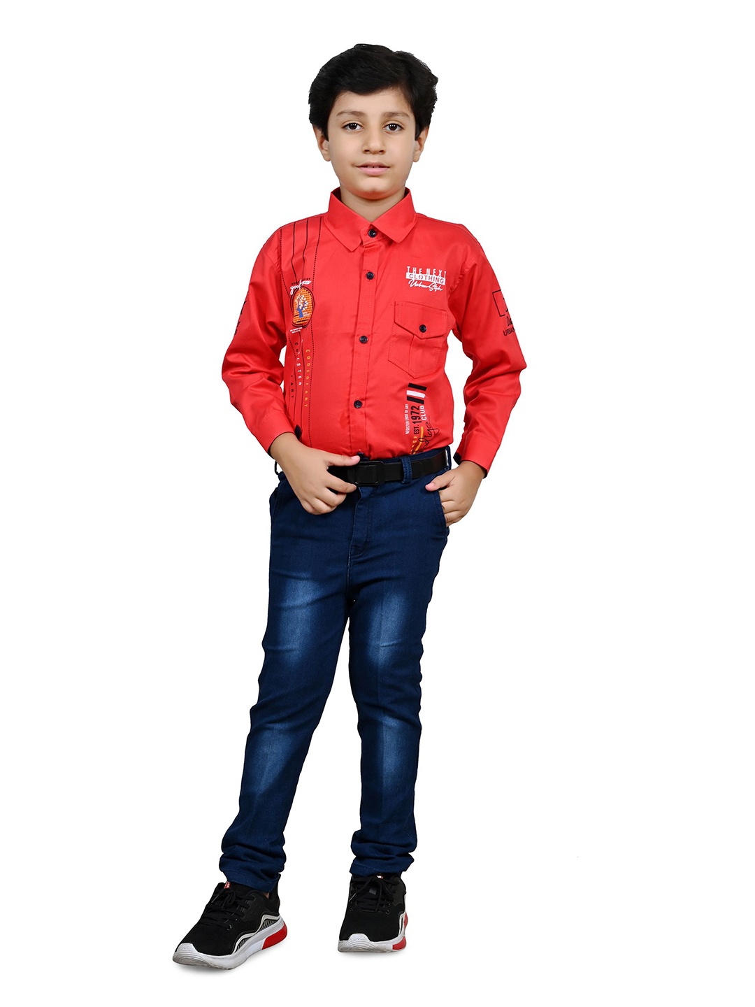 

Arshia Fashions Boys Printed Shirt with Trousers, Red