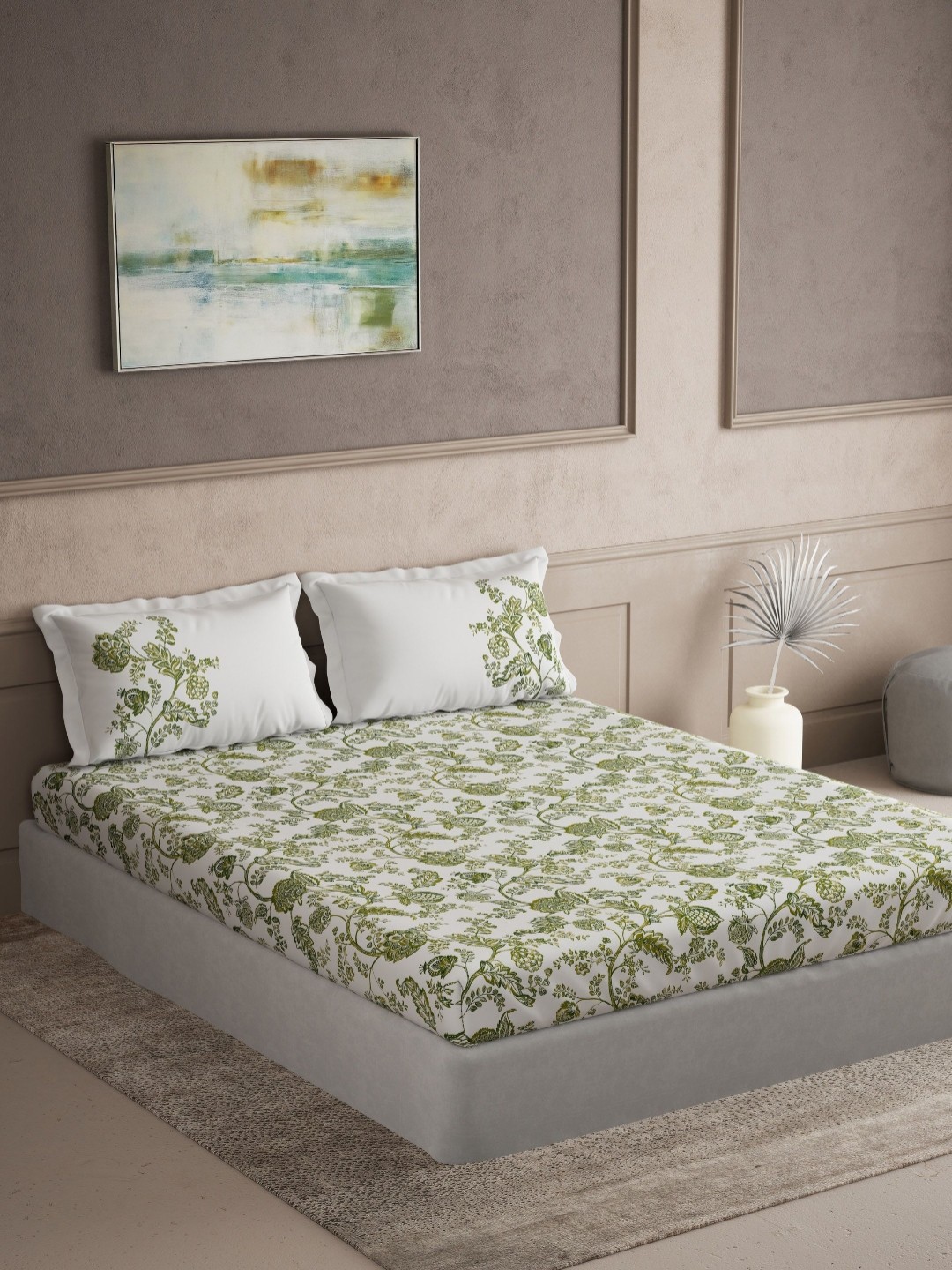 

DDecor Green & White Ethnic Motifs 144 TC King Bedsheet with 2 Pillow Covers