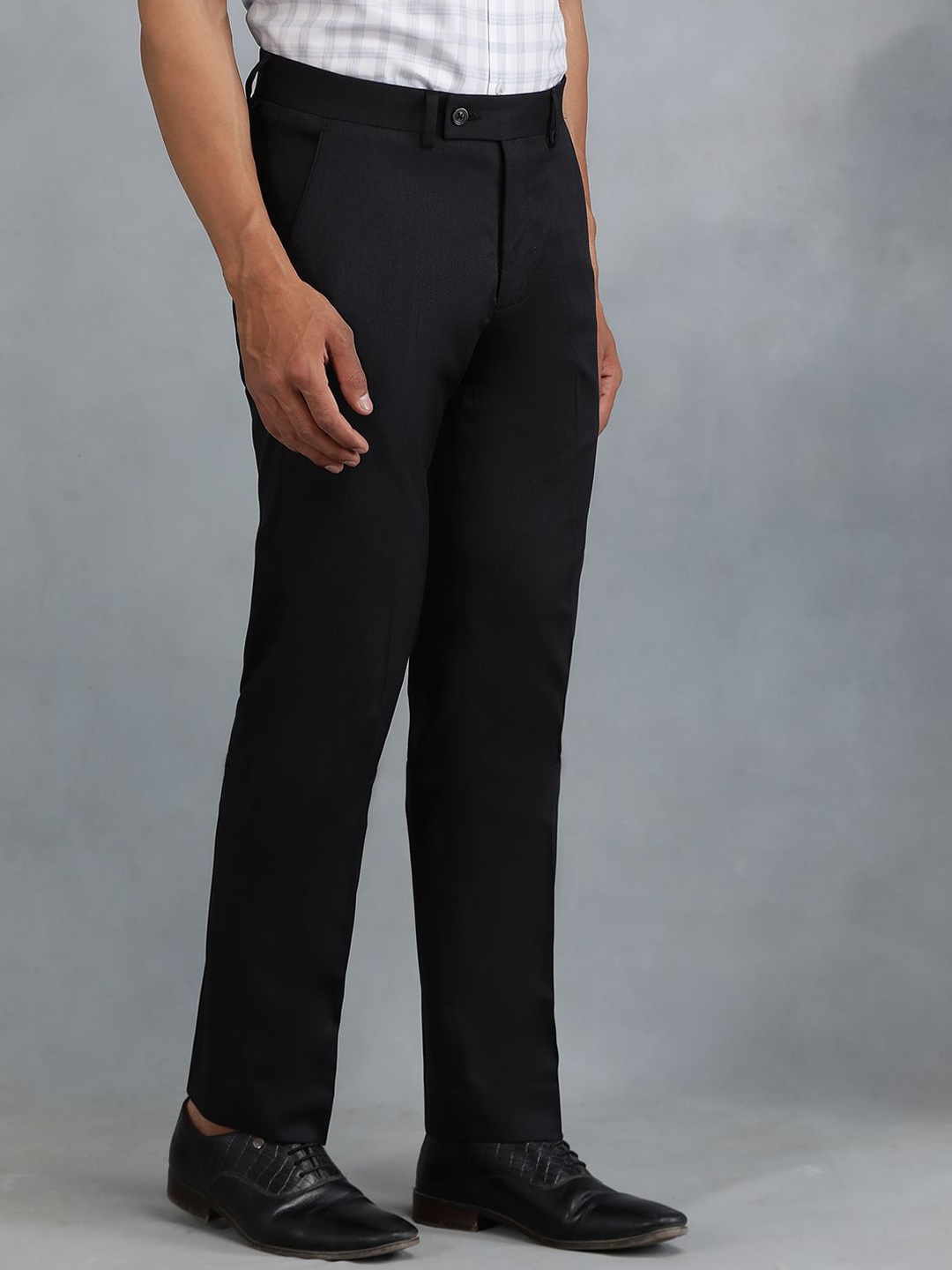 

Greenfibre Men Slim Fit Trousers, Coffee brown
