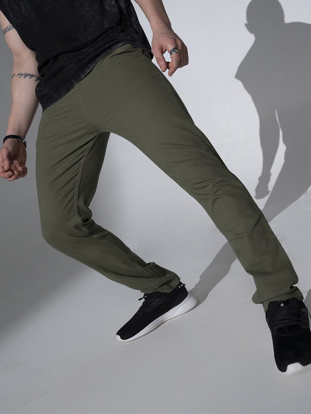 

Hubberholme Men Slim Fit Joggers Trousers, Olive