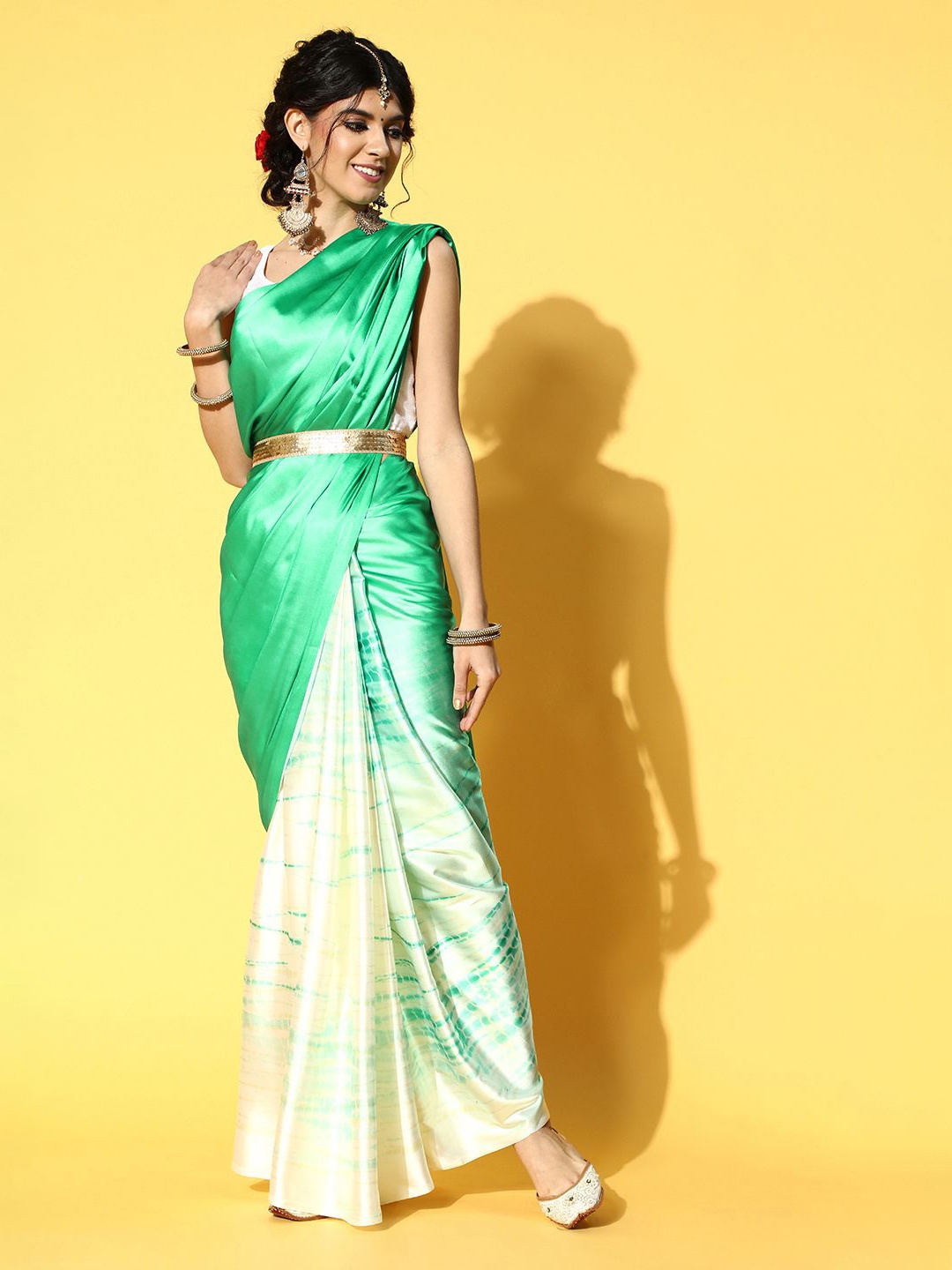 

KIMISHA Tie and Dye Printed Saree, Green