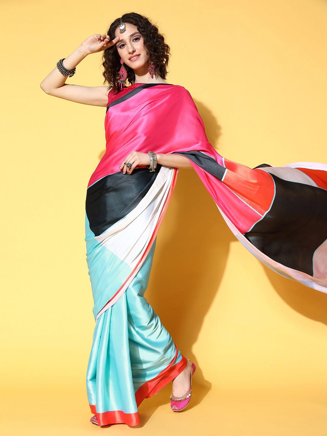 

KIMISHA Colourblocked Satin Saree, Blue