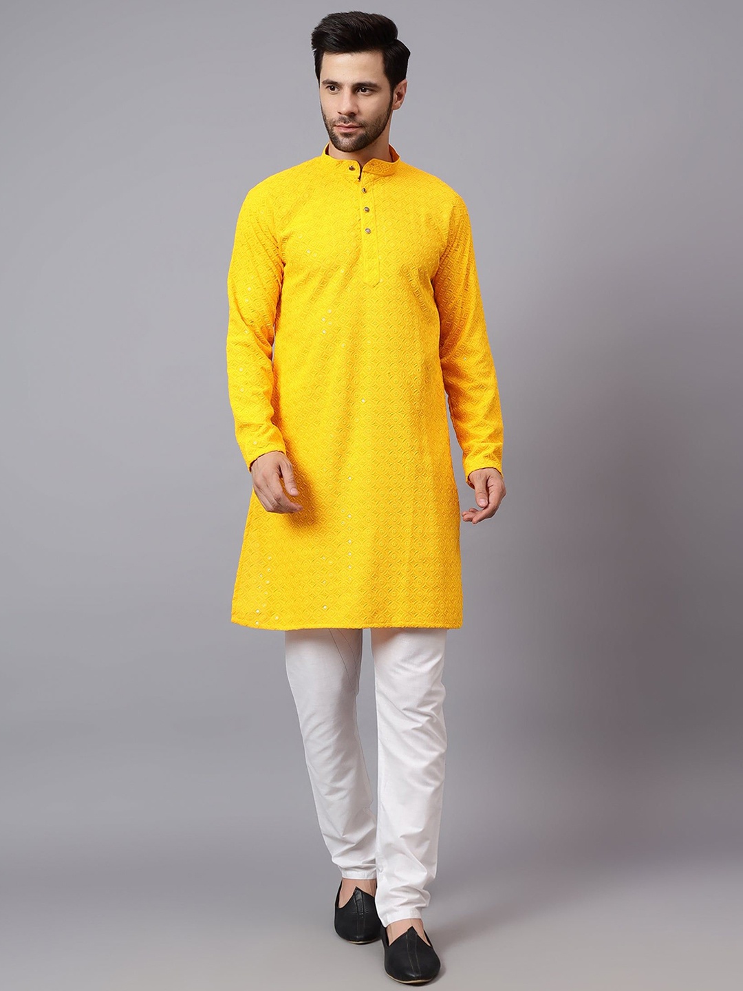 

Yugnik Men Embroidered Regular Kurta with Pyjamas, Yellow