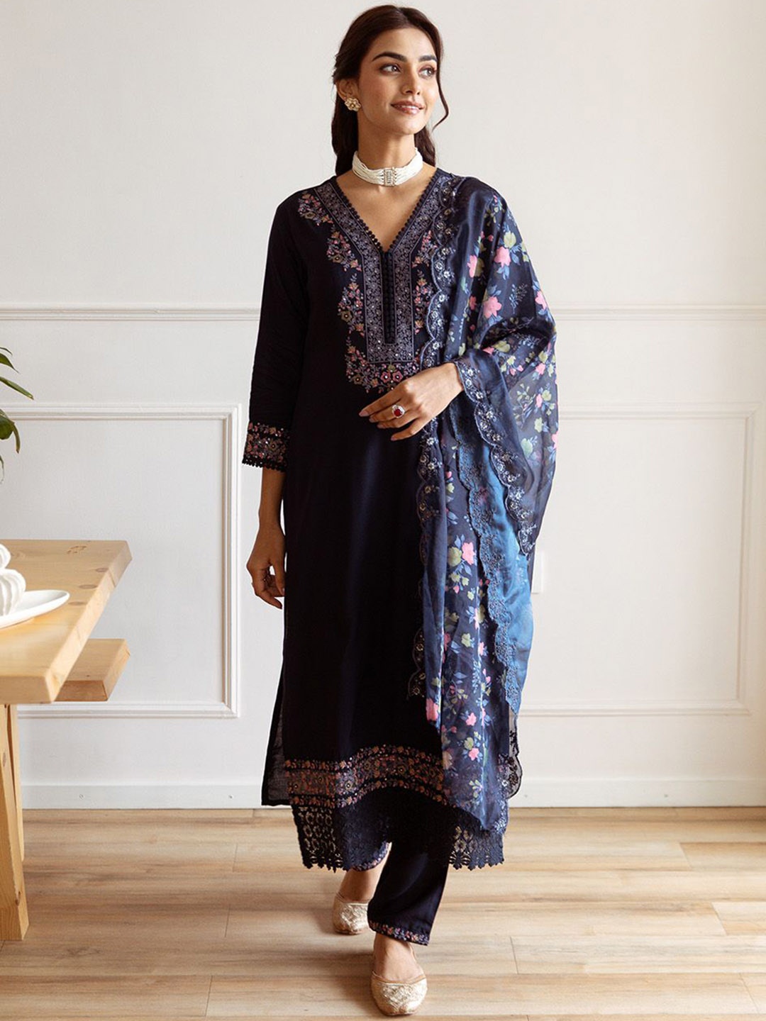 

Kaftanize Floral Embroidered Regular Pure Cotton Straight Kurta with Trousers & Dupatta, Navy blue