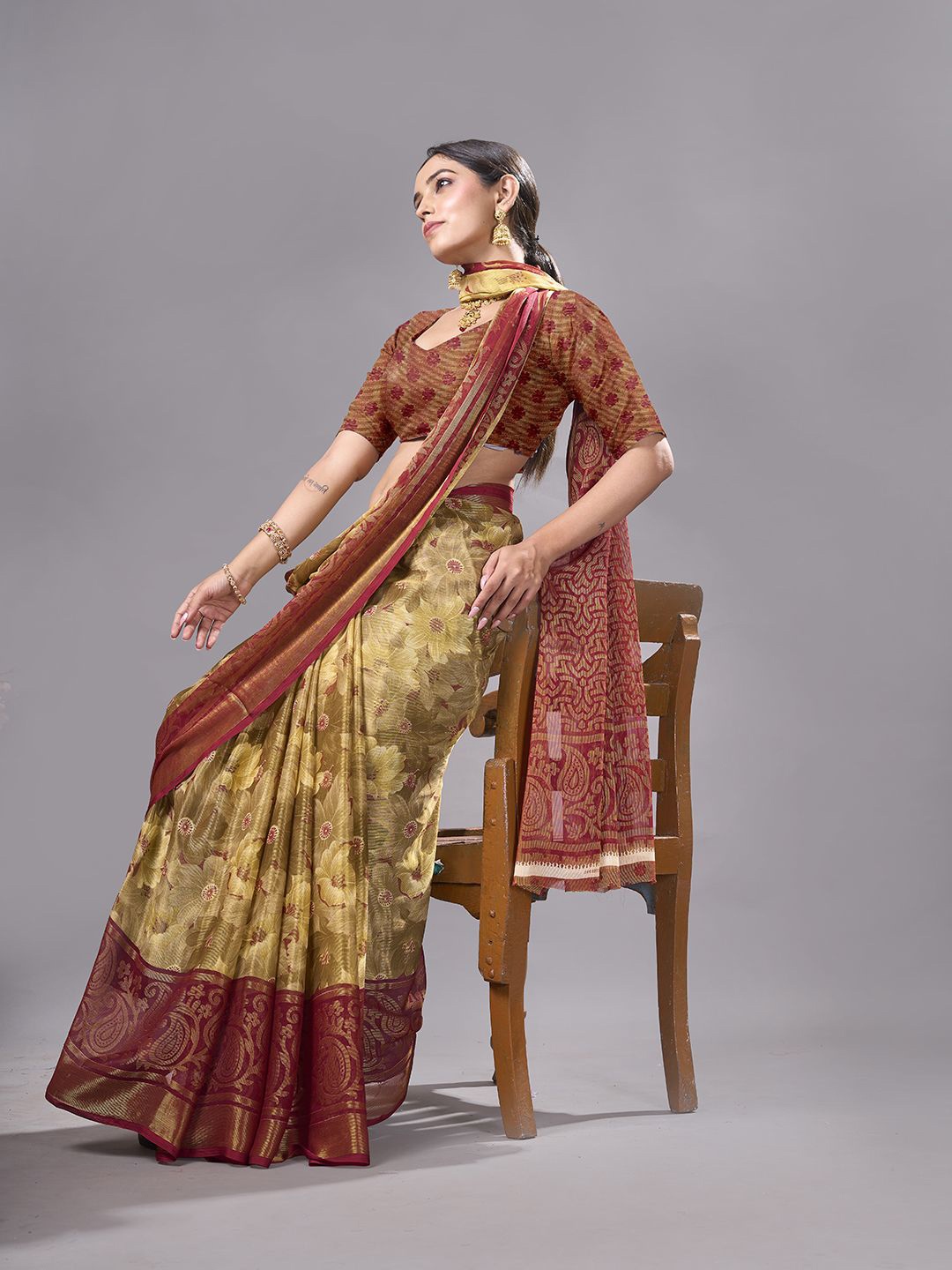 

NIRMAL CREATION Floral Zari Saree, Brown