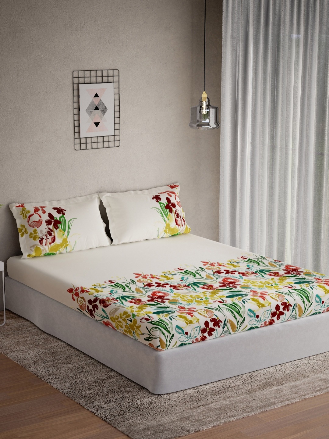 

DDecor White & Red Floral 144 TC Queen Bedsheet with 2 Pillow Covers