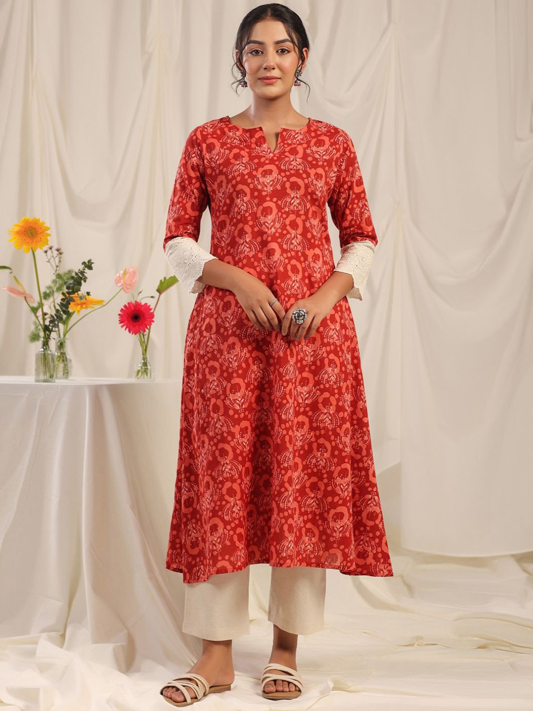 

anayna Women Floral Printed Thread Work Kurta, Red