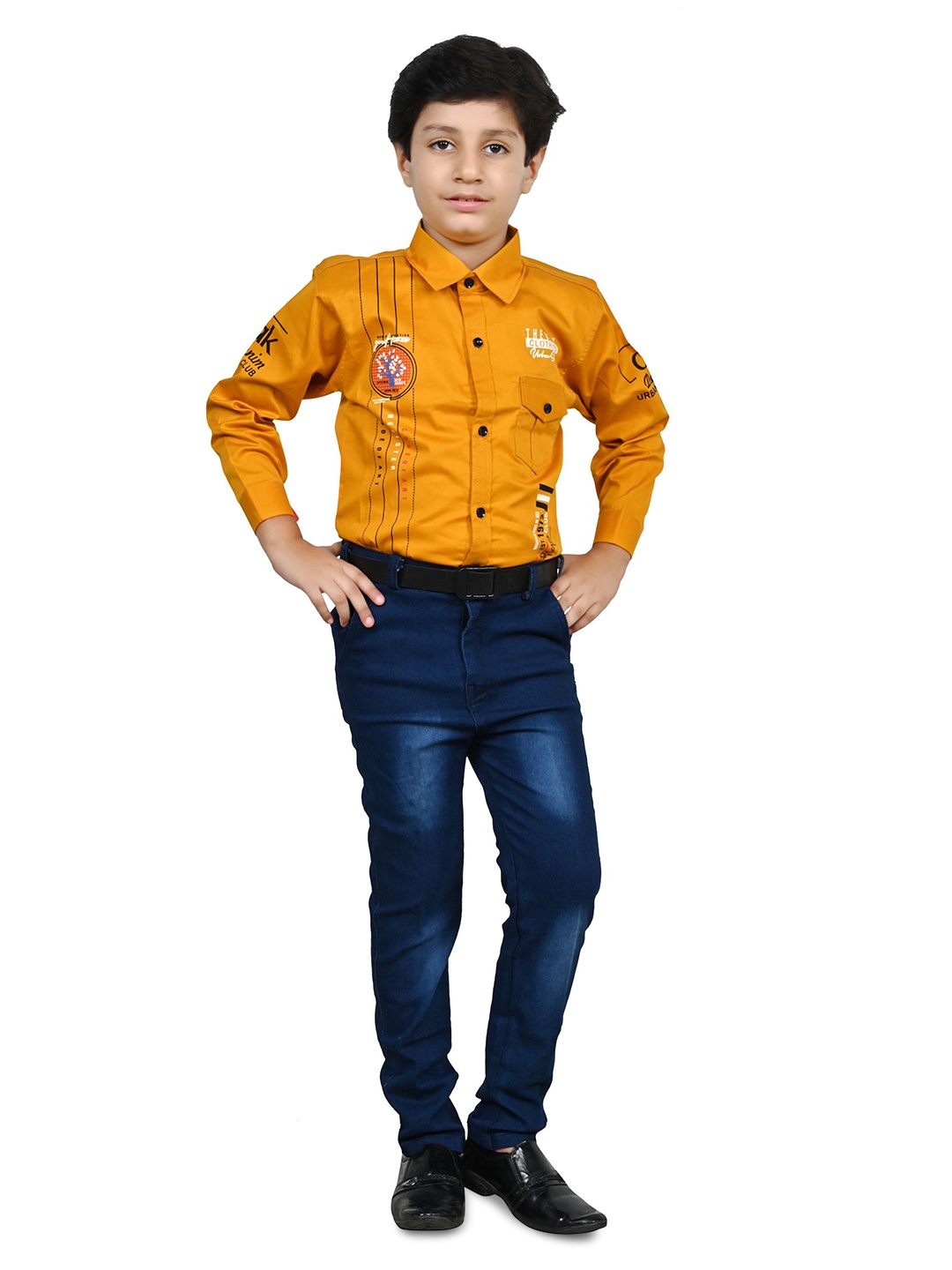 

Arshia Fashions Boys Printed Shirt with Trousers, Yellow