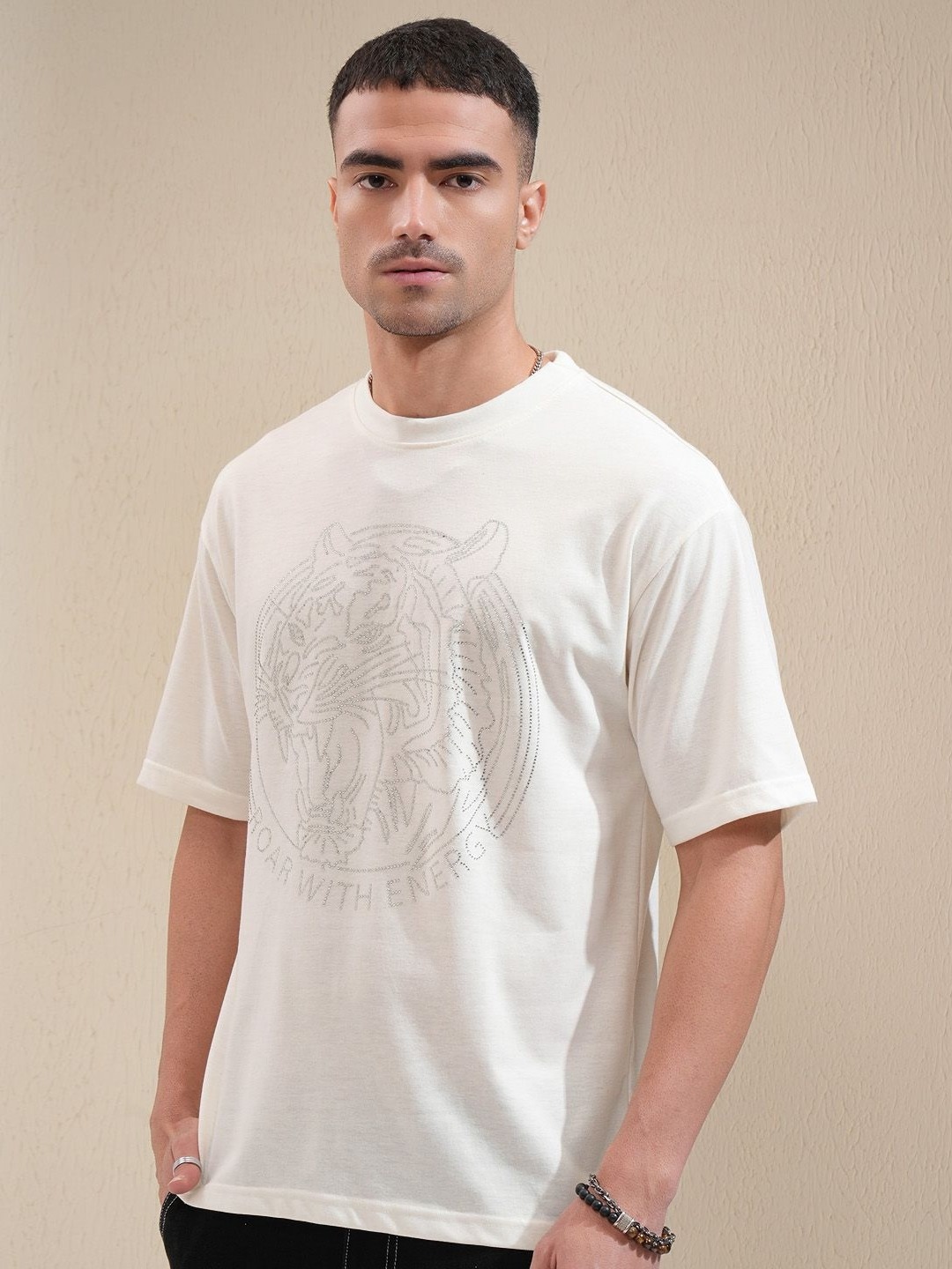 

LOCOMOTIVE Premium Men Off Graphic Printed Round Neck Relaxed Fit Tshirt, Off white