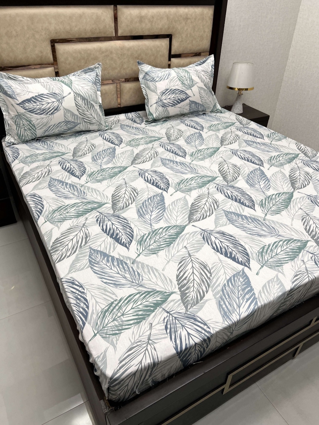 

Pure Decor White & Blue Floral 300 TC King Bedsheet with 2 Pillow Covers