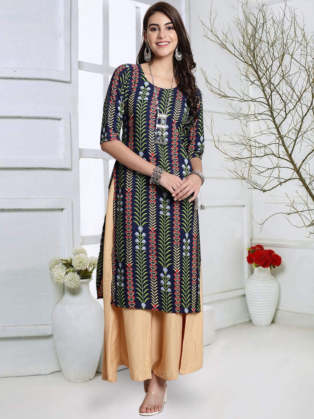 

7Threads Floral Printed Round Neck Straight Kurta, Navy blue