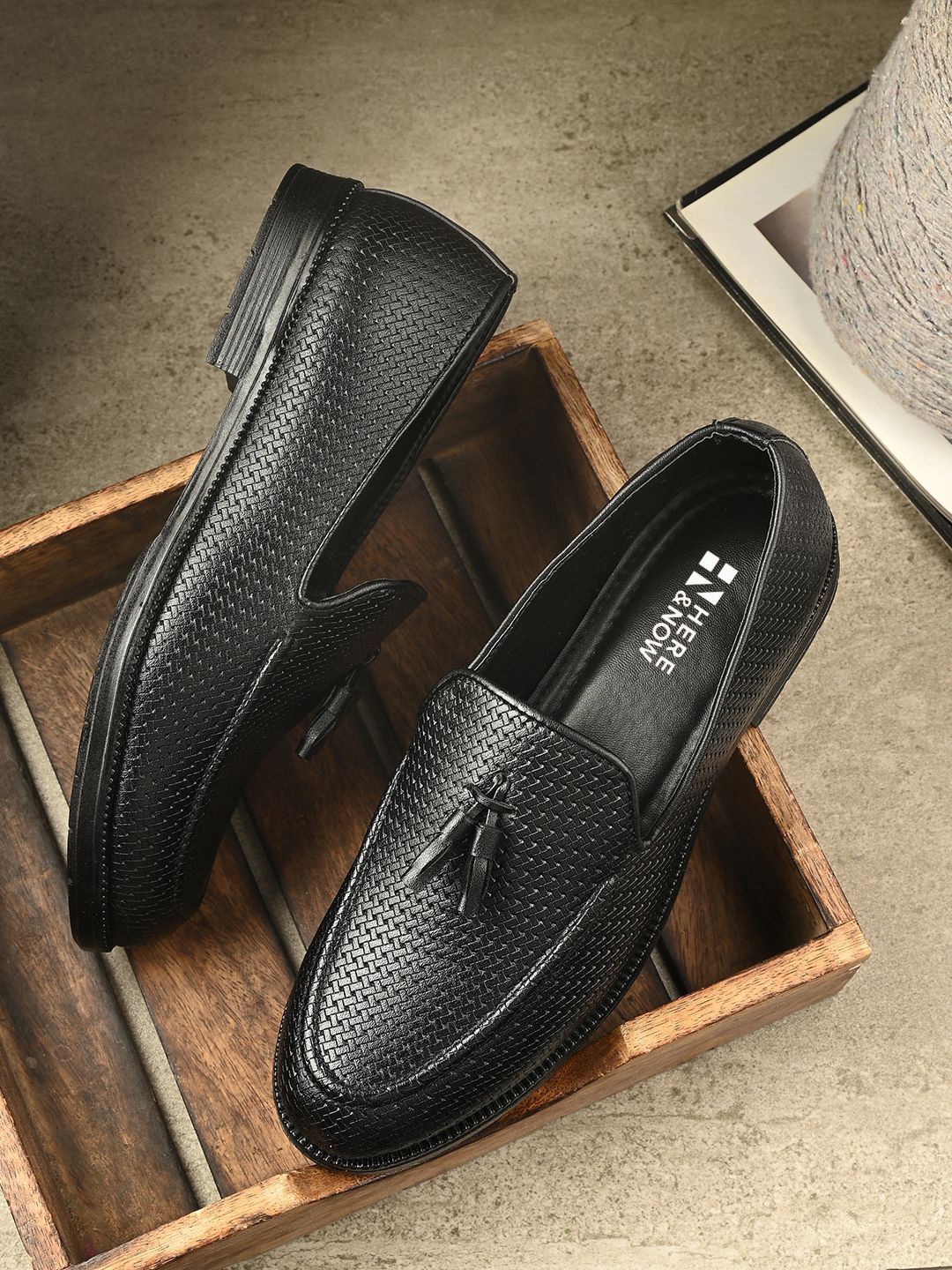 

HERE&NOW Men Leather Formal Loafers, Black