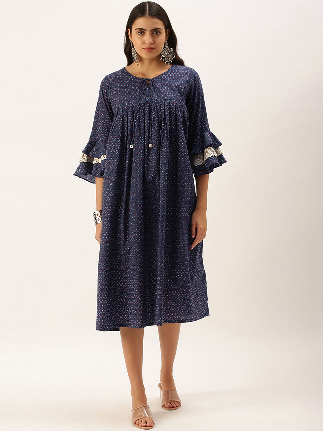 

HRITIKA Women Keyhole Neck Flared Sleeves Handloom Anarkali Kurta, Navy blue
