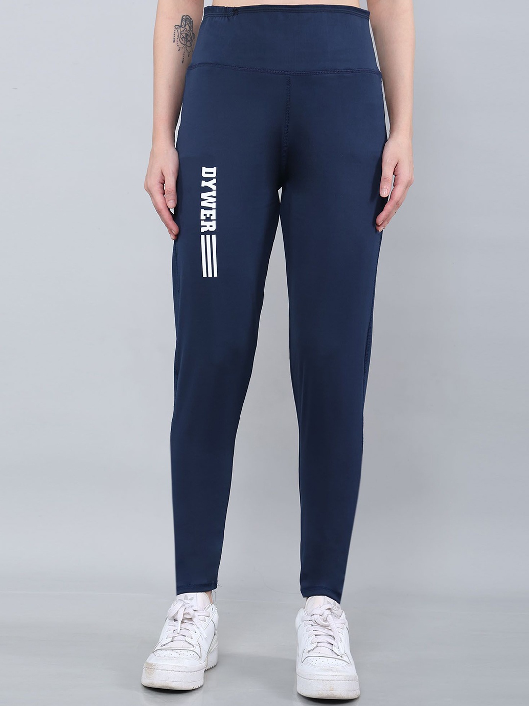 

DYWER Women Slim-Fit Ankle-Length Gym Tights, Navy blue