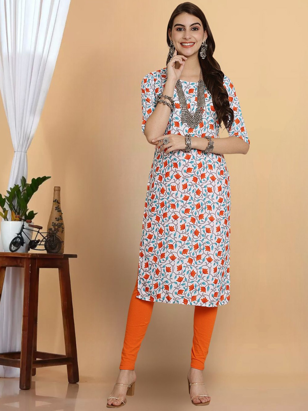 

7Threads Floral Printed Round Neck Straight Kurta, White