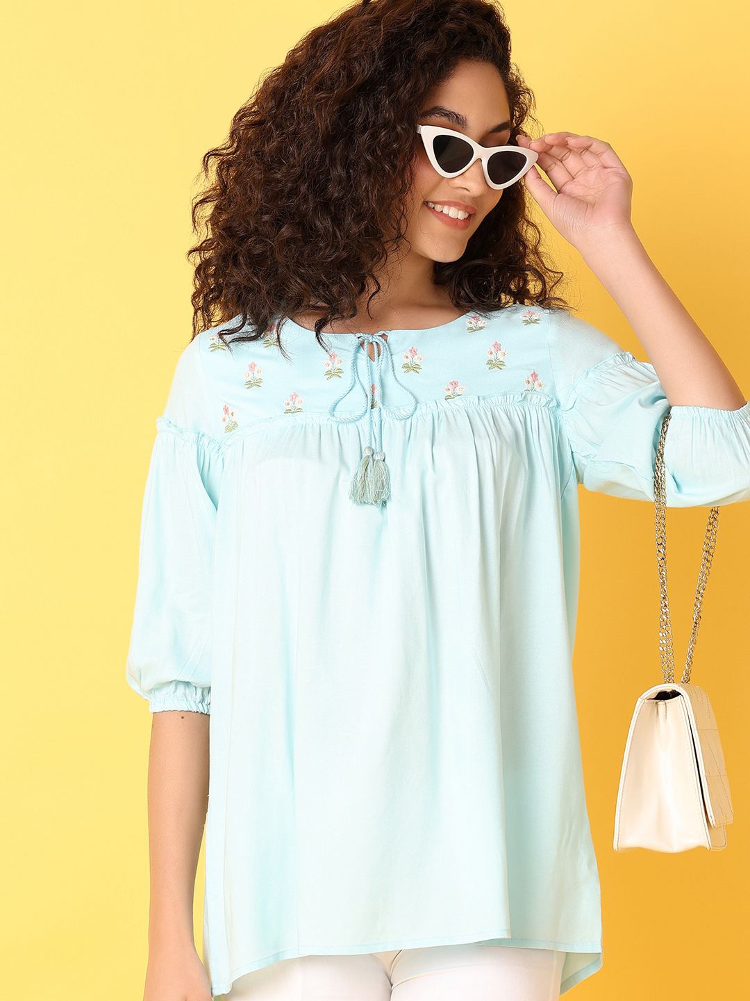 

UNLIMITED Embroidered Tunic, Blue