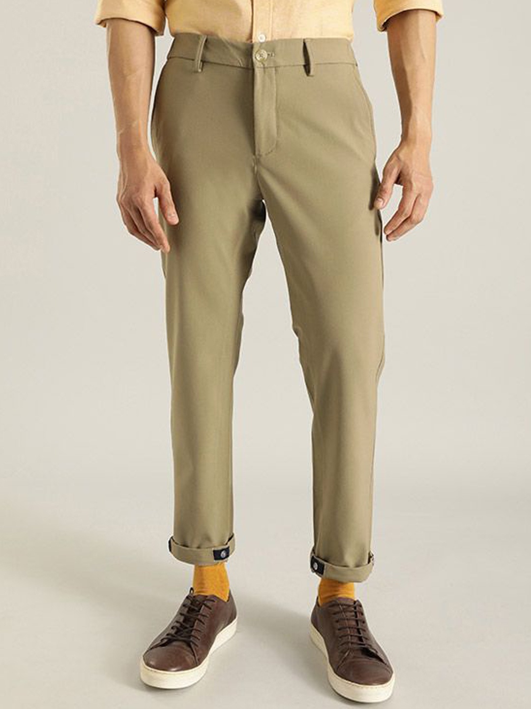 

Indian Terrain Men Brooklyn Slim Fit Trousers, Brown