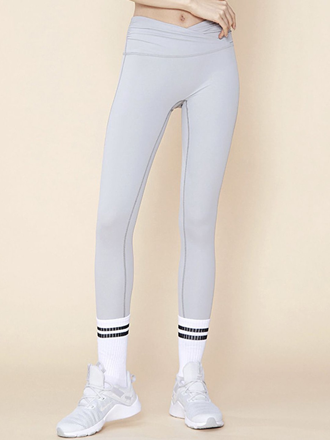 

LULU & SKY Women Slim-Fit Ankle-Length Sports Tights, Grey